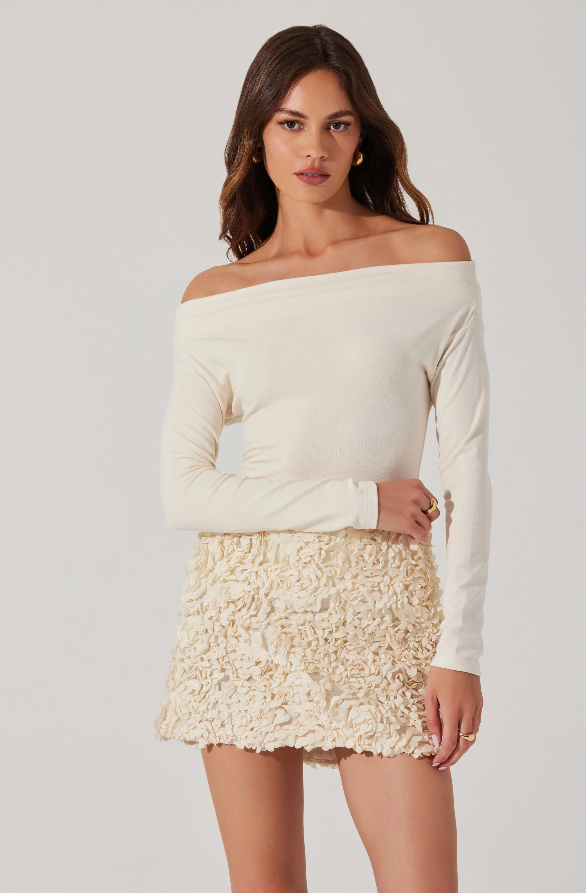 Anahi Off Shoulder Top