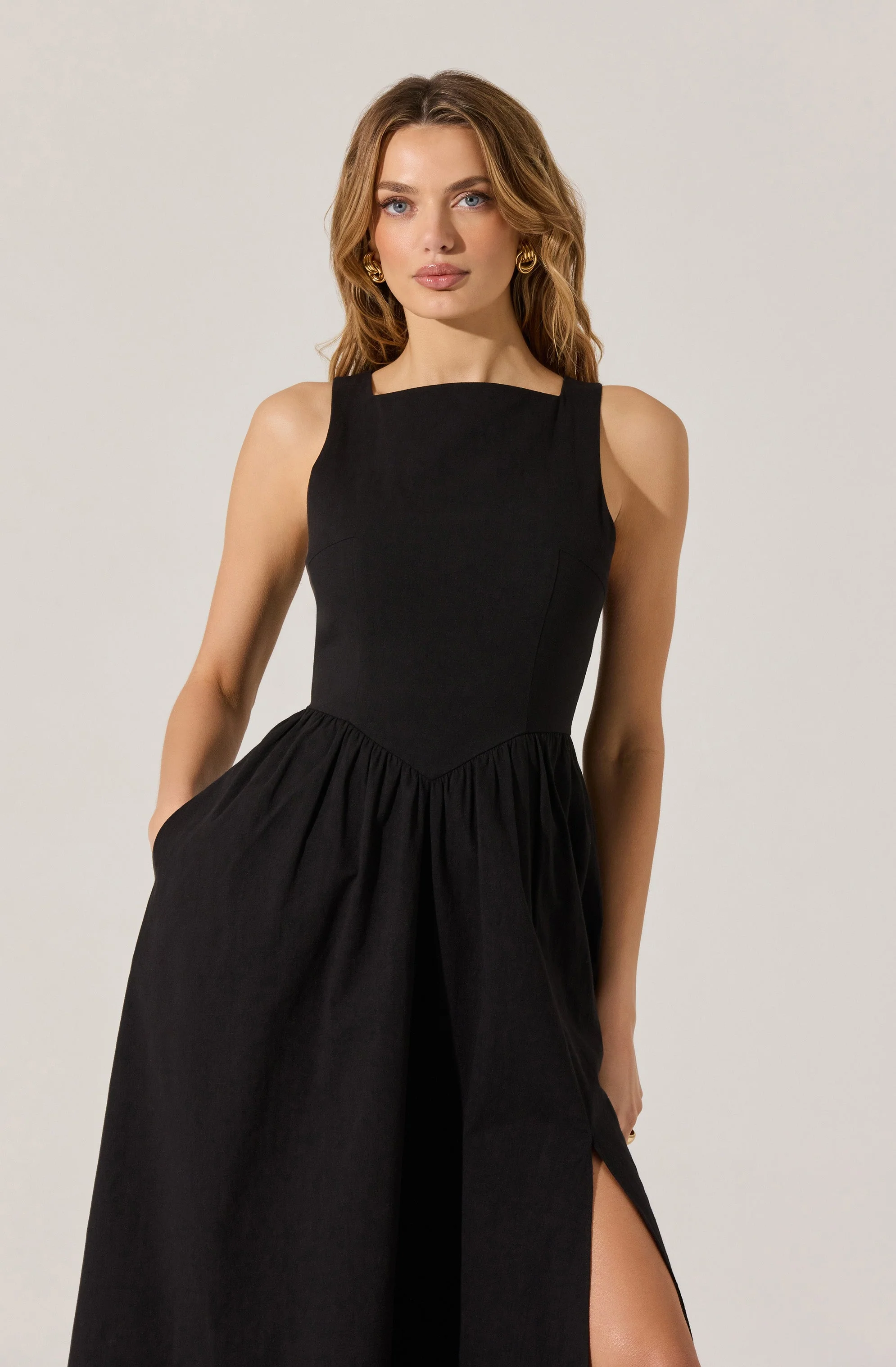 Bow Back Apron Midi Dress