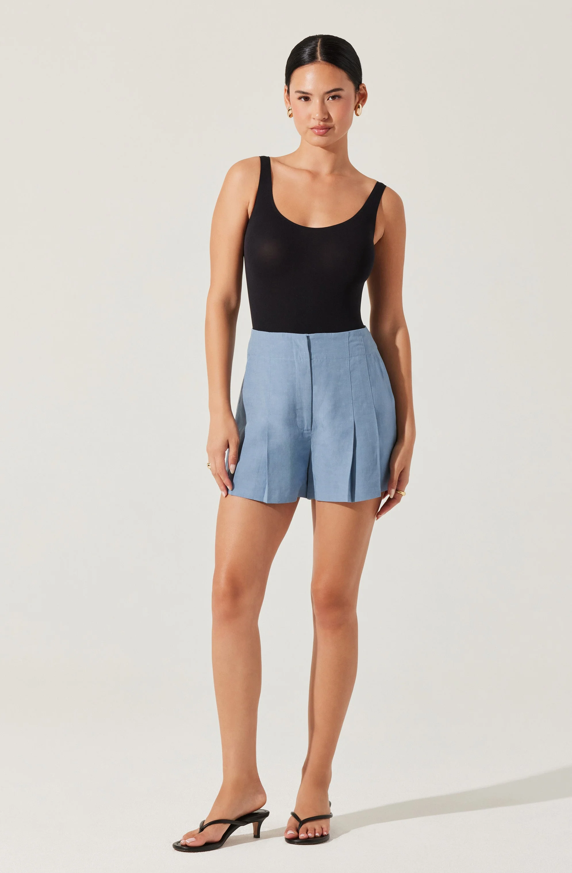 Artice Pleated Linen-Blend Shorts