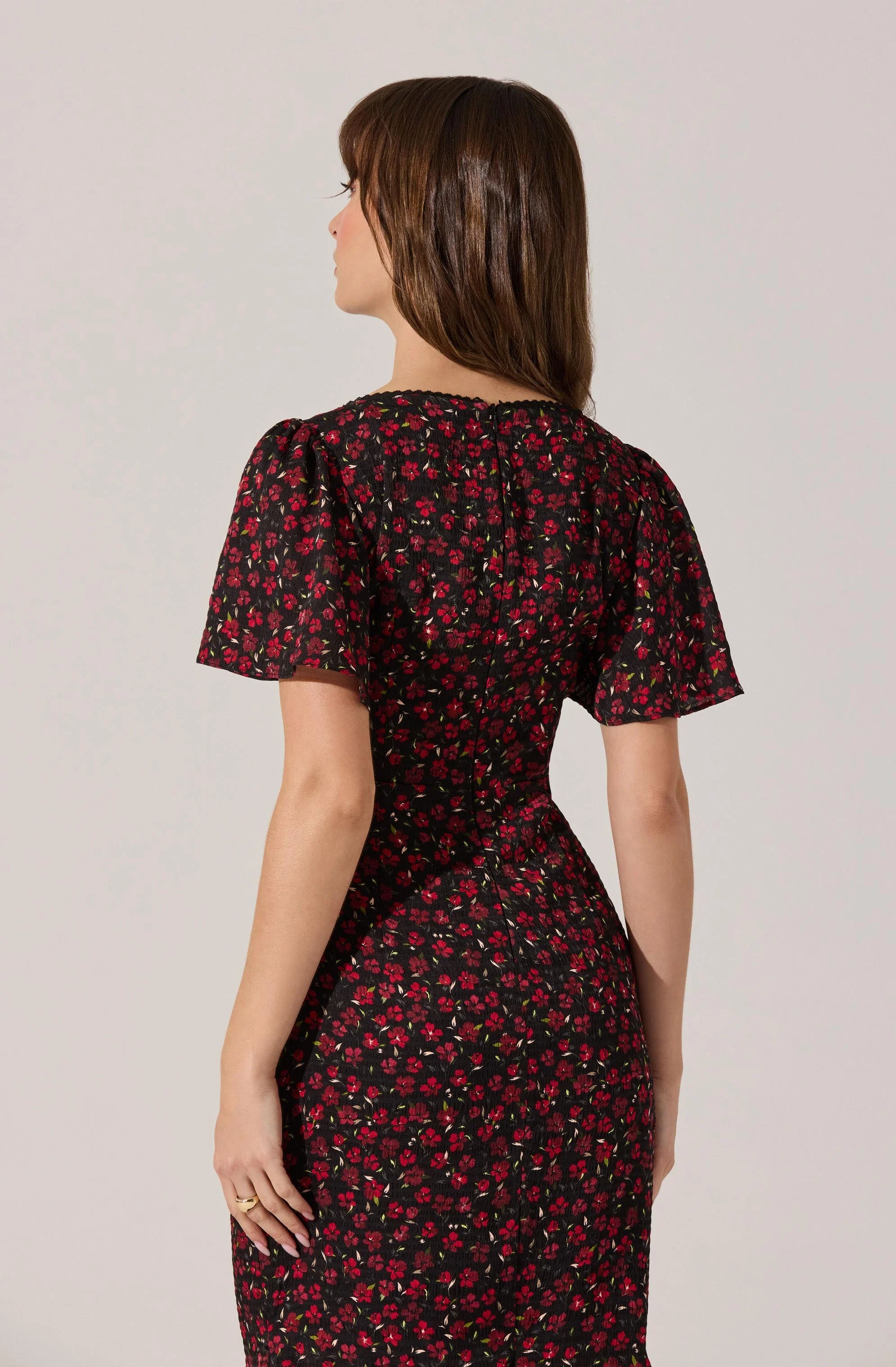 Sara Floral Lace Trim Dress