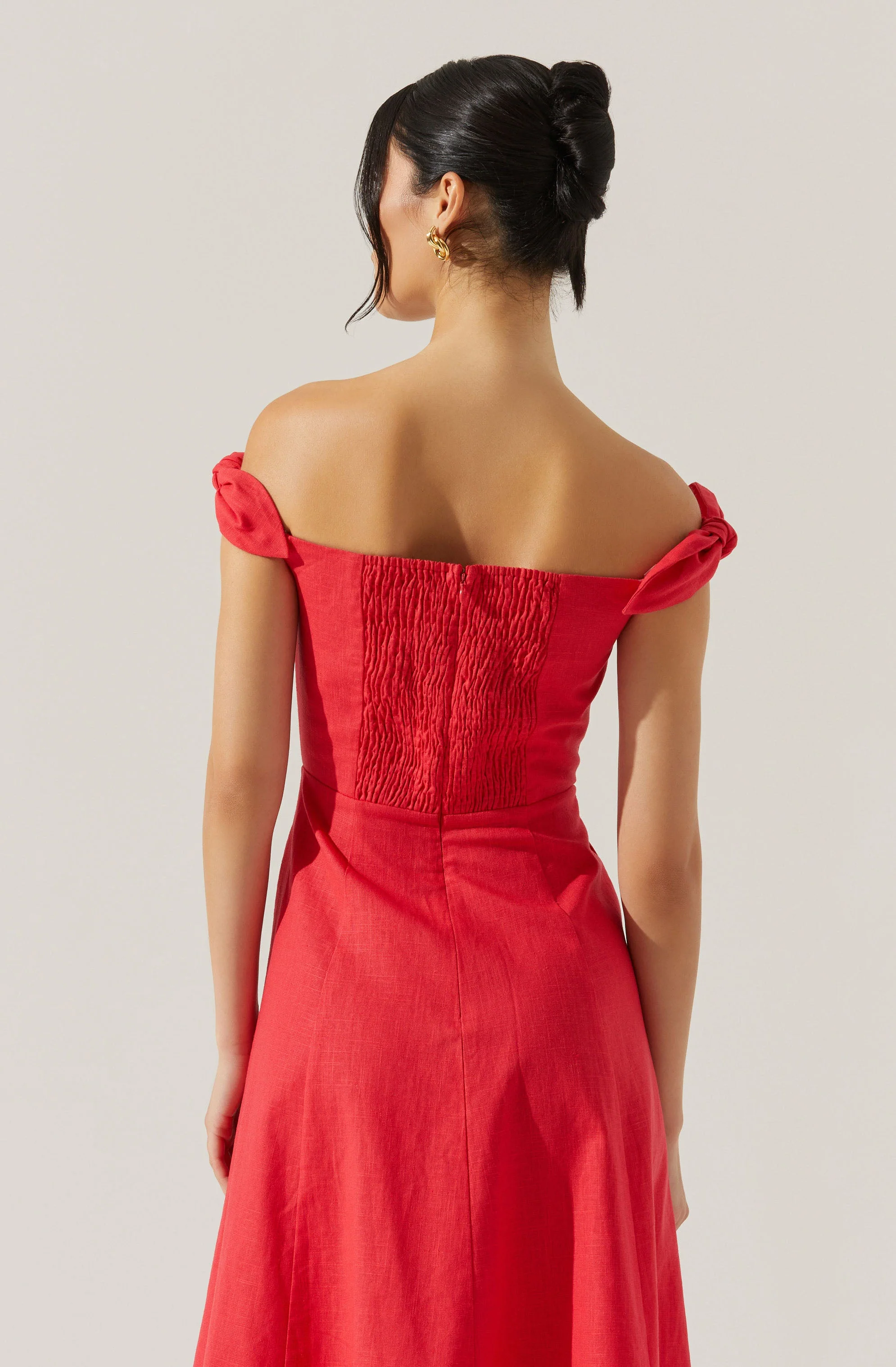 Charelin Linen Off Shoulder Dress