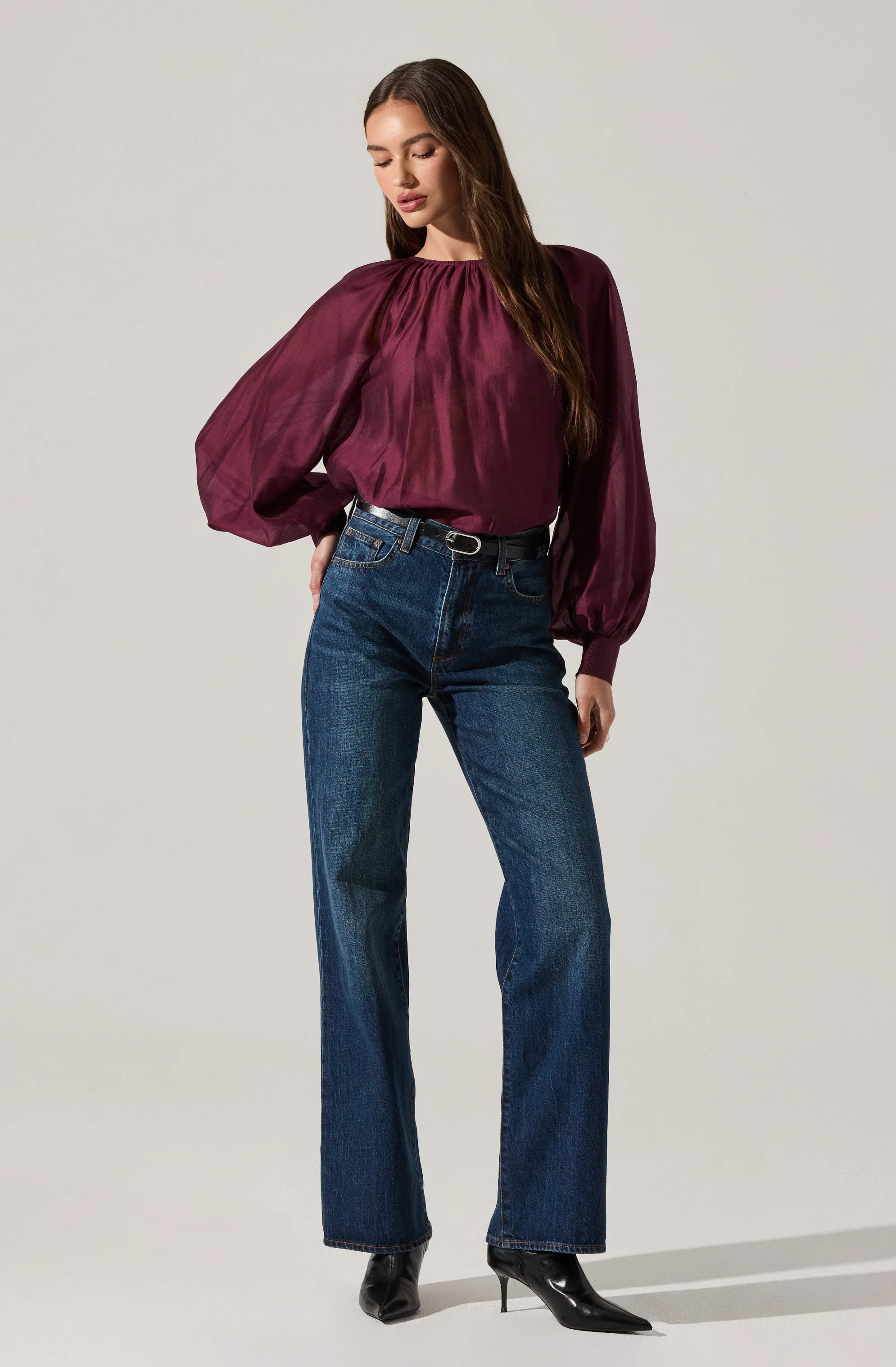 Reyen Balloon Sleeve Top