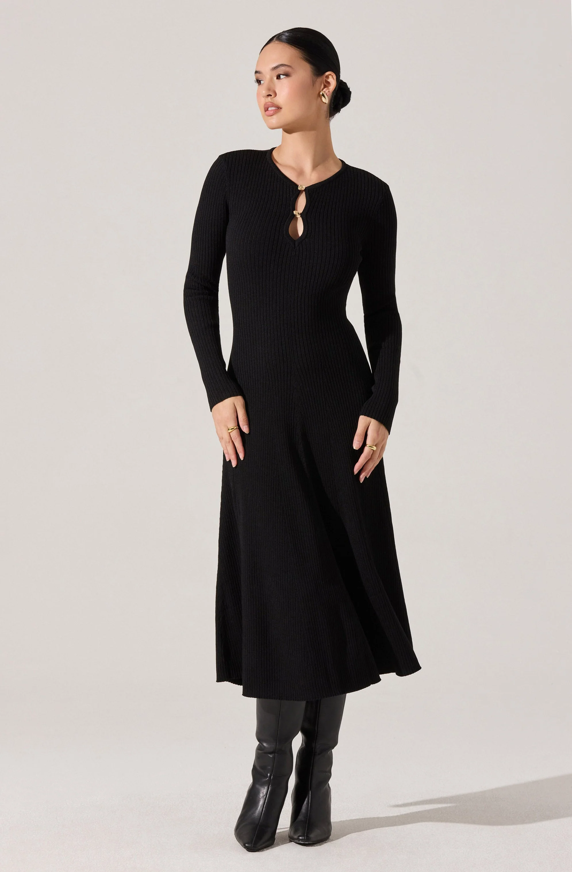 Fallyn Ribbed Sweater Midi Dress