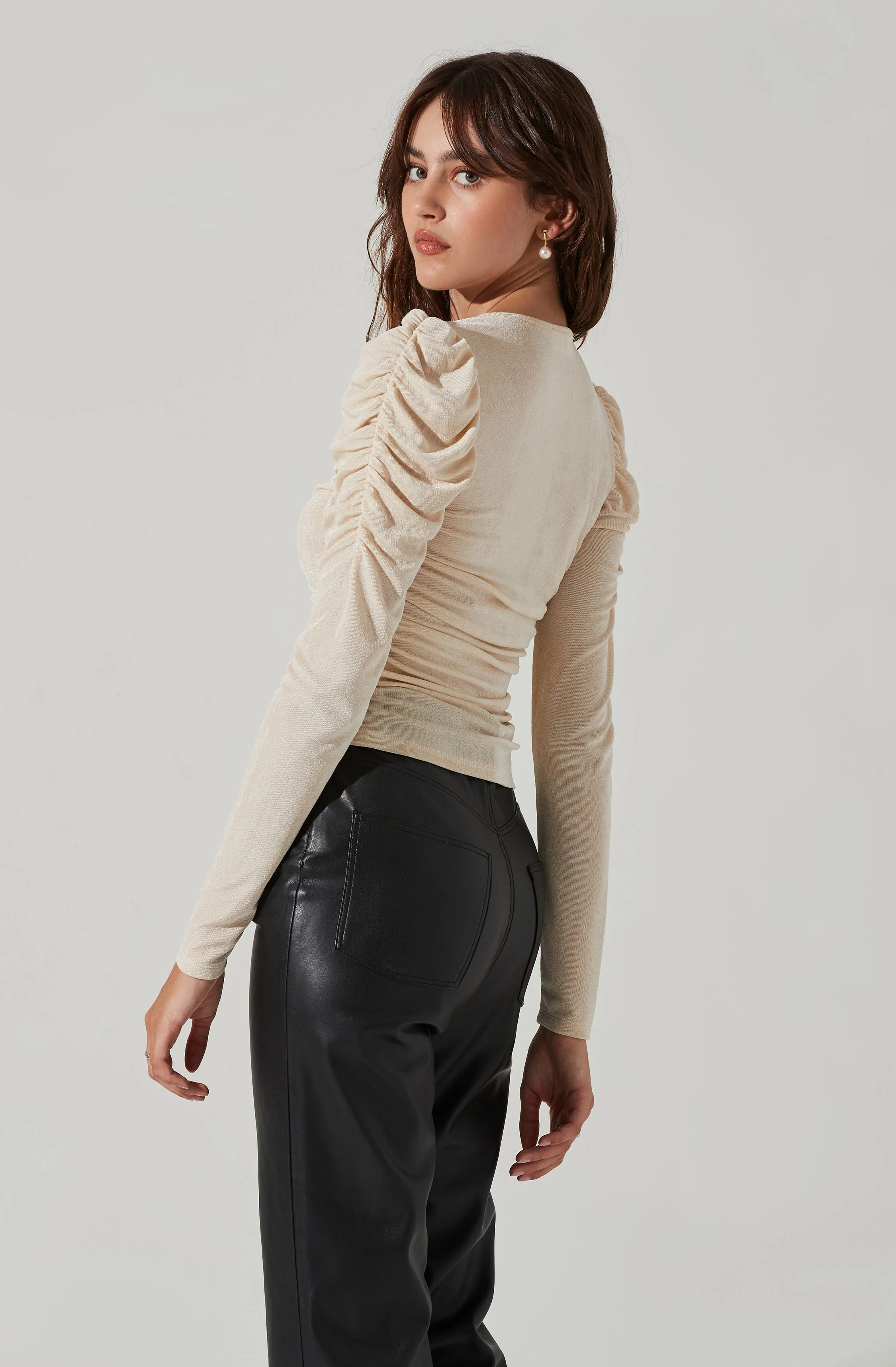 Ruched Front Long Sleeve Top