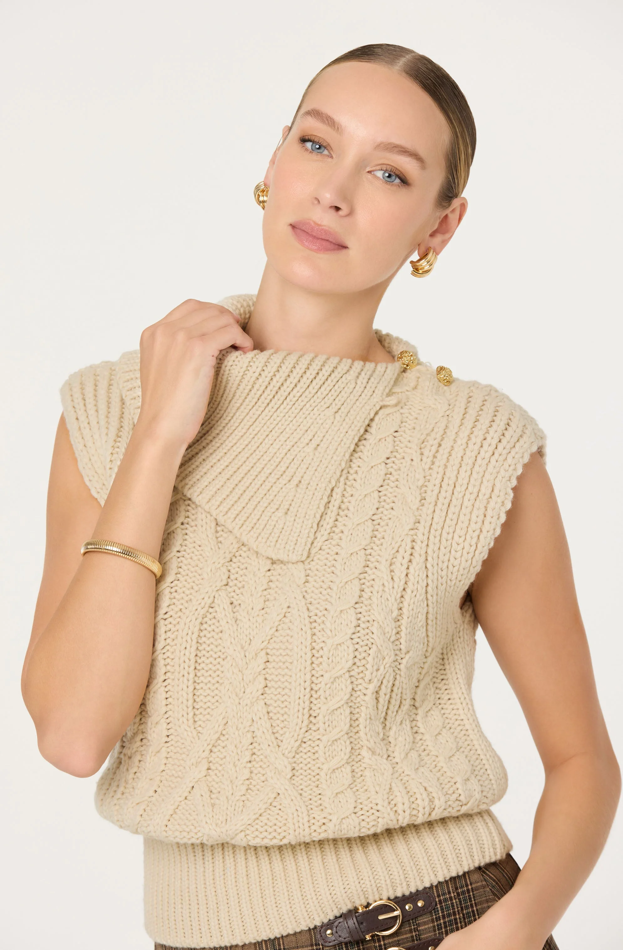 Kirstin Sleeveless Cable Knit Sweater