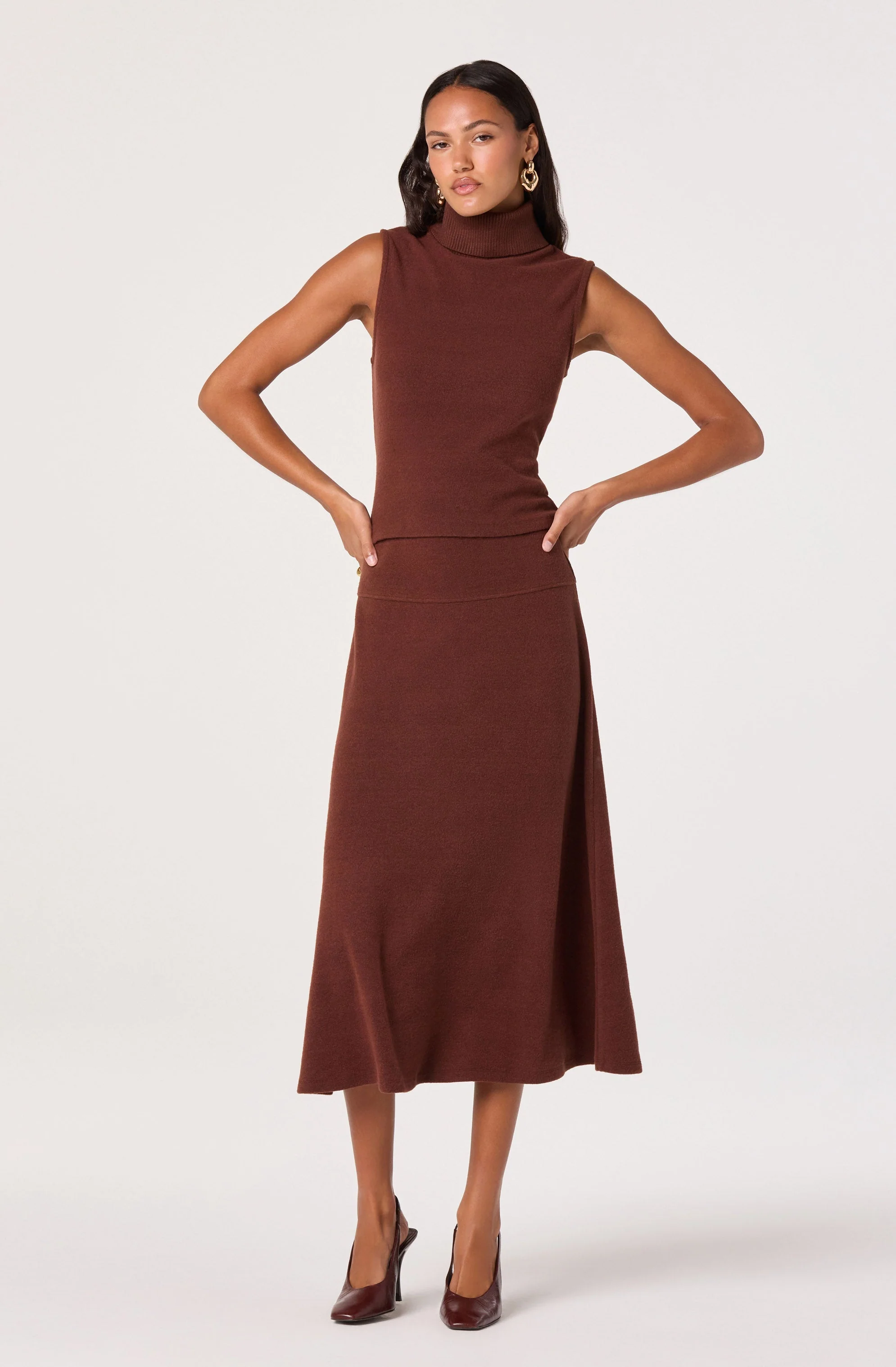 Sleeveless Knit Turtleneck Top