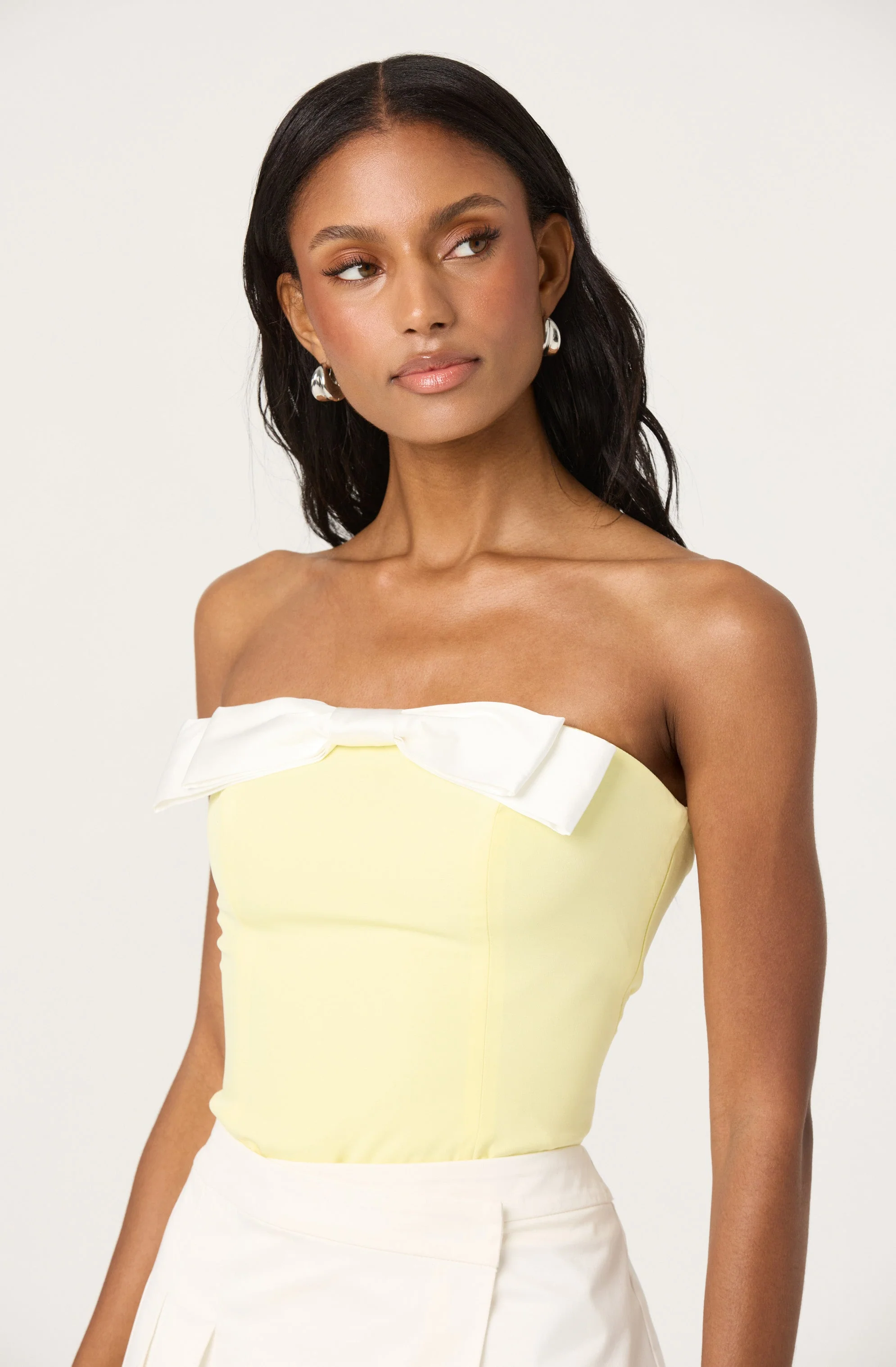 Contrast Bow Strapless Top