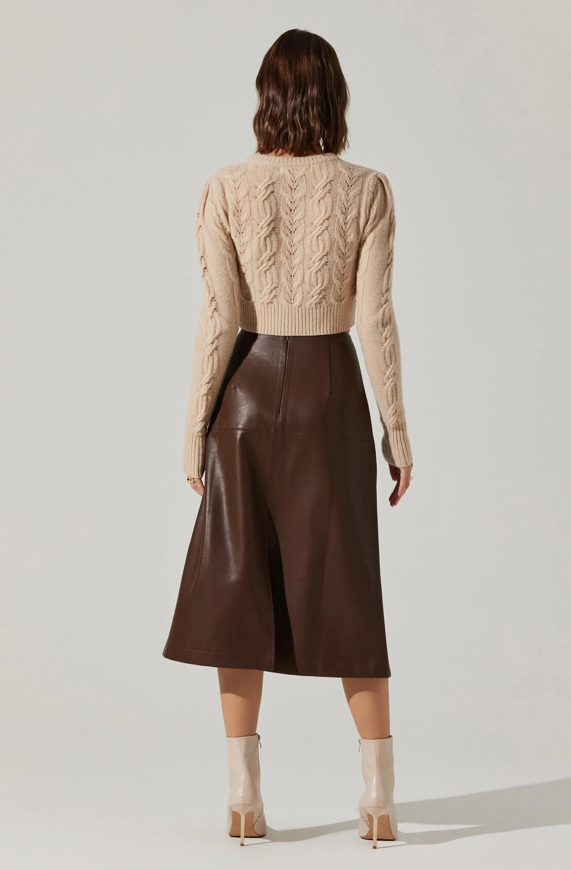 Peri Cable Knit Cropped Cardigan