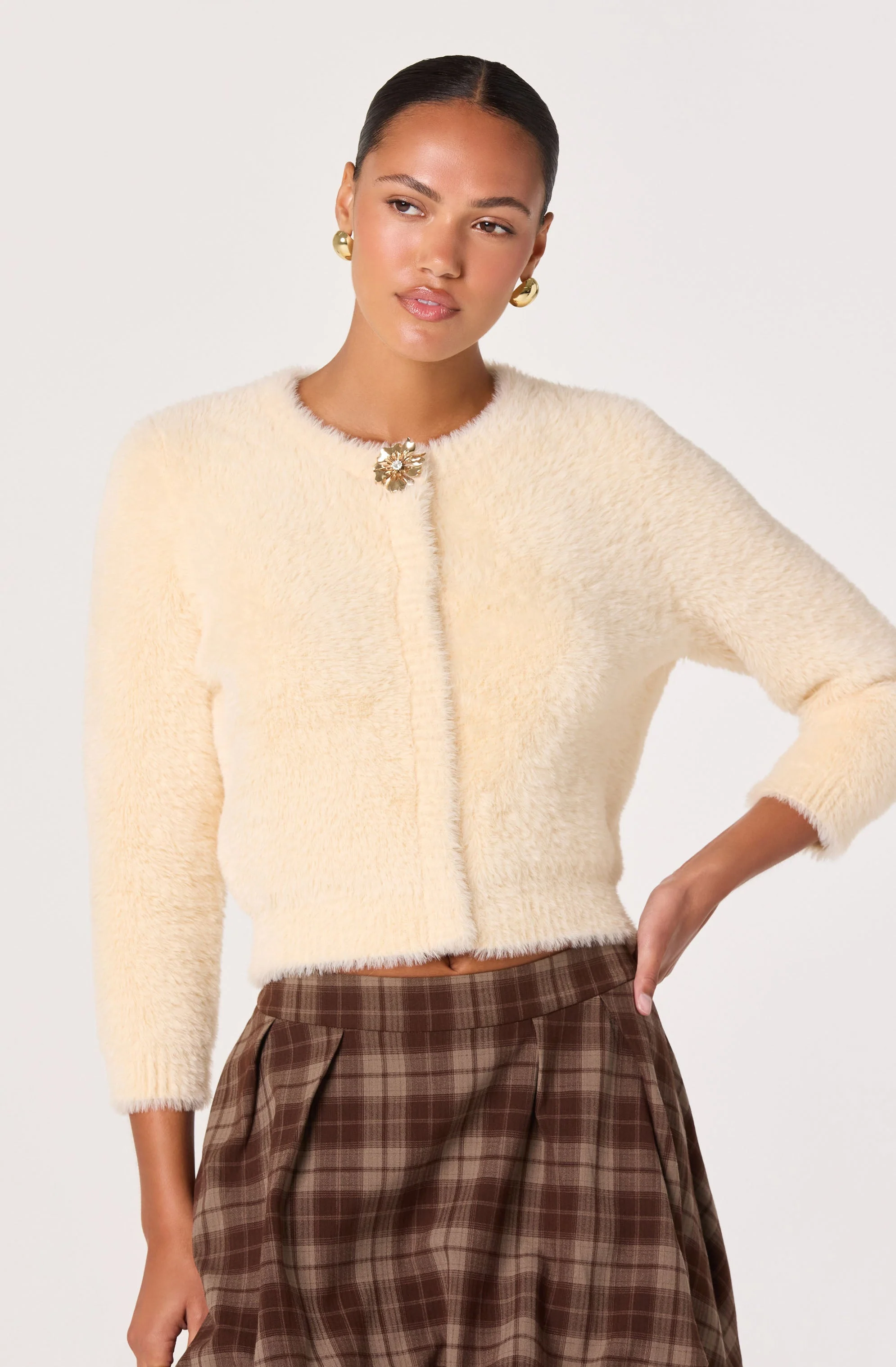 Fuzzy Cropped Cardigan