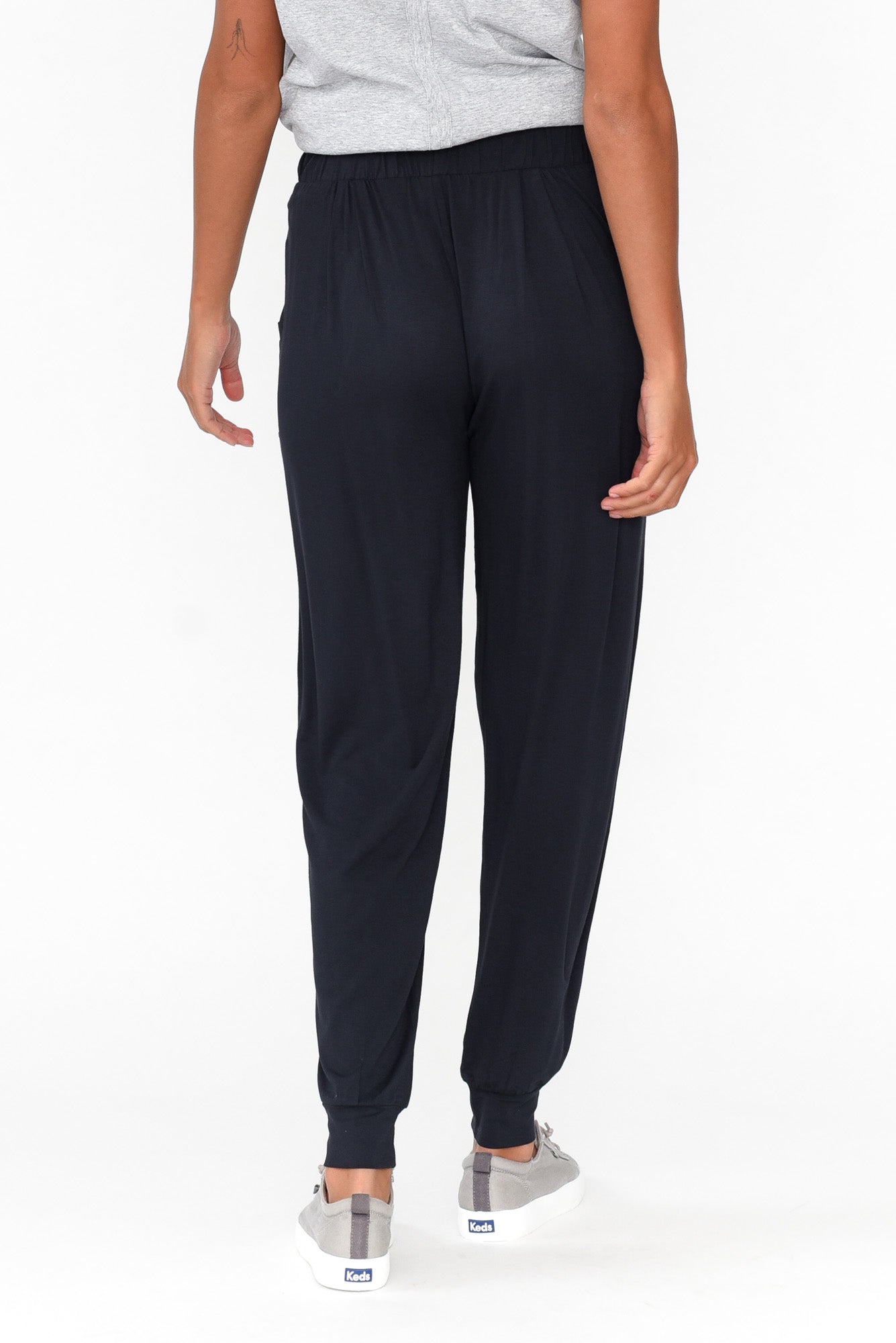 Deep Navy Weekend Pant