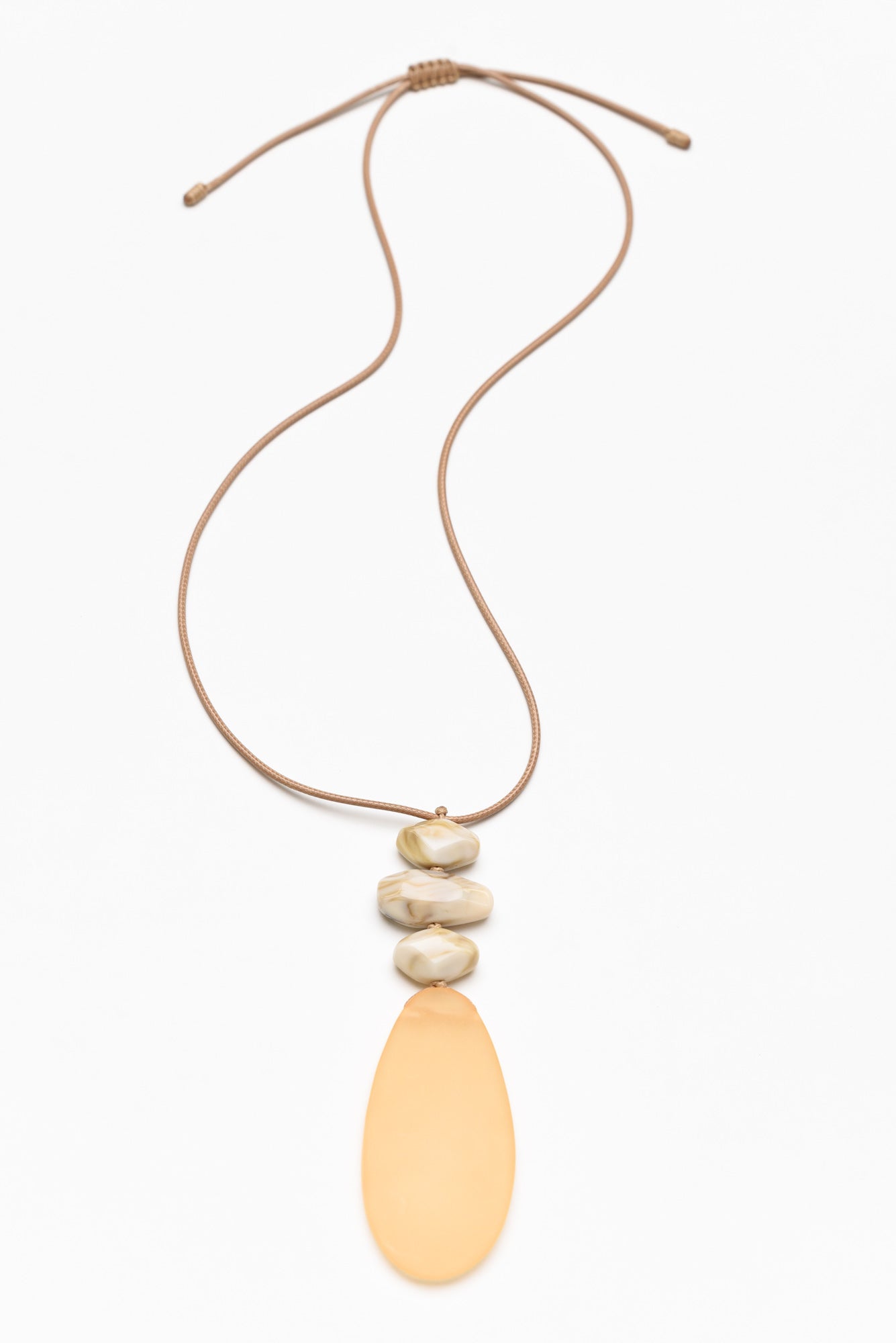 Hadder Natural Pendant Necklace