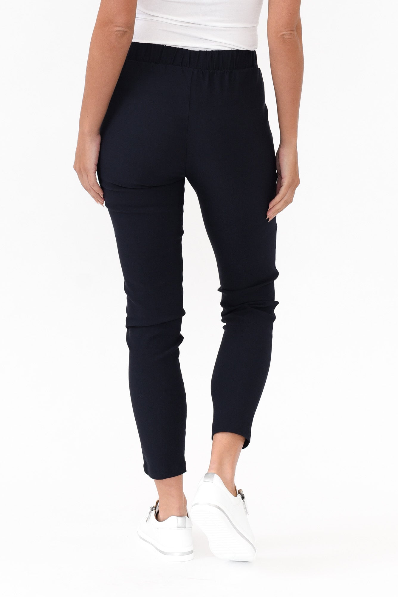 Olympia Navy Straight 7/8 Pant
