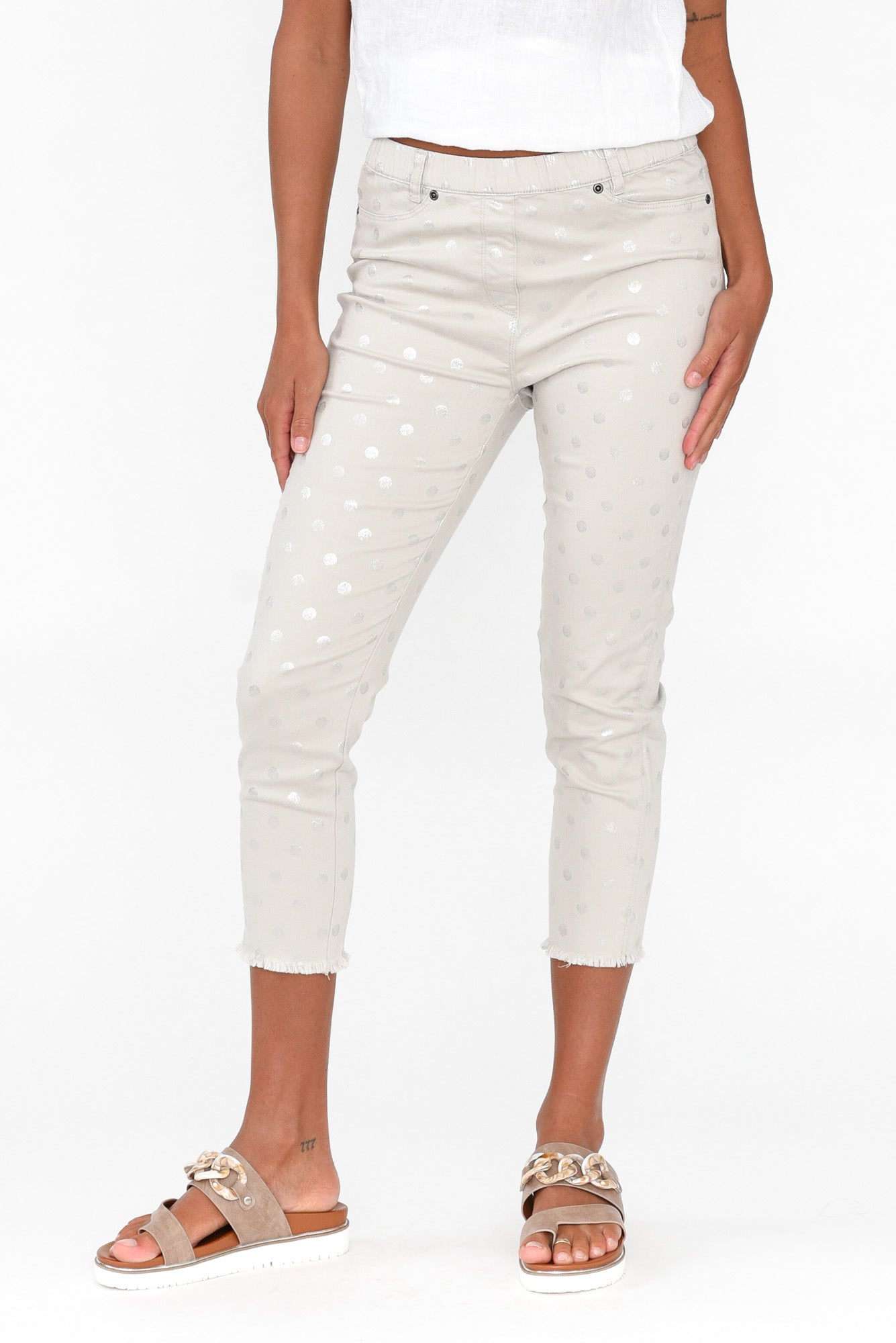 Reed Taupe Foil Spot Cotton Capri Pant