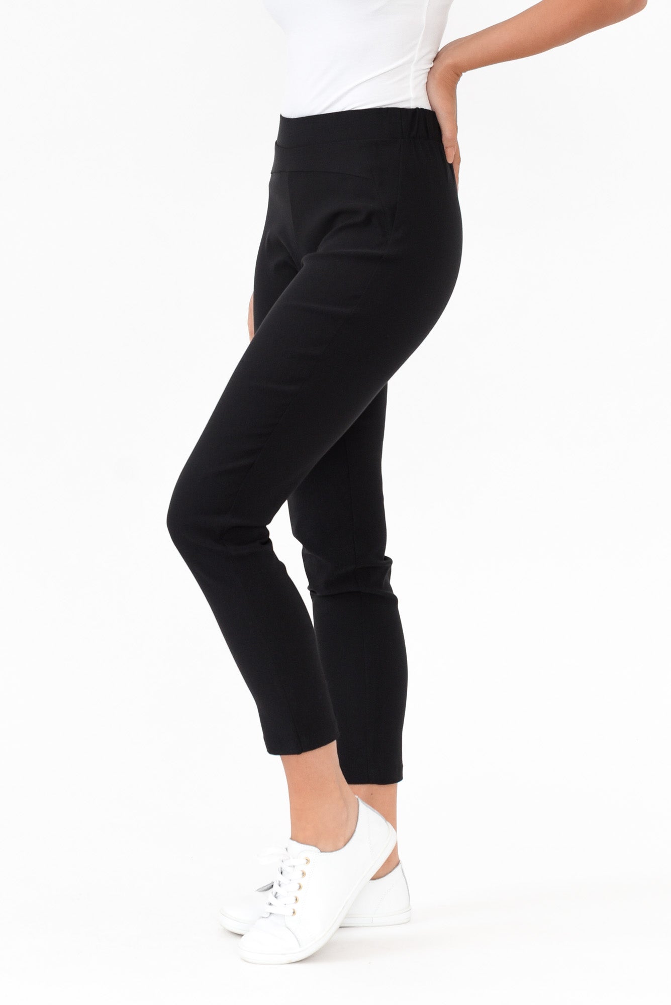 Olympia Black Straight 7/8 Pant