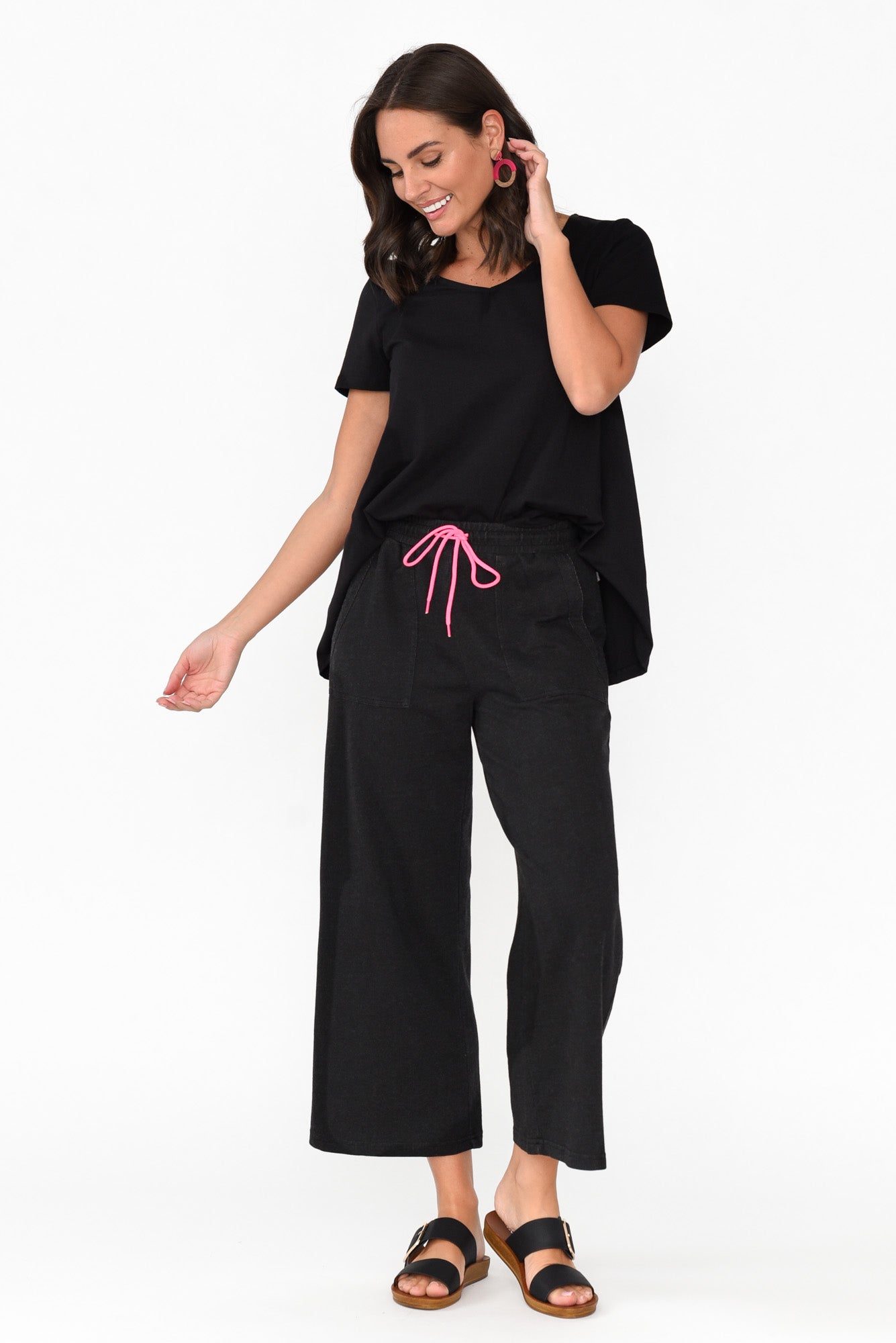Mariam Black Relaxed Track Pant