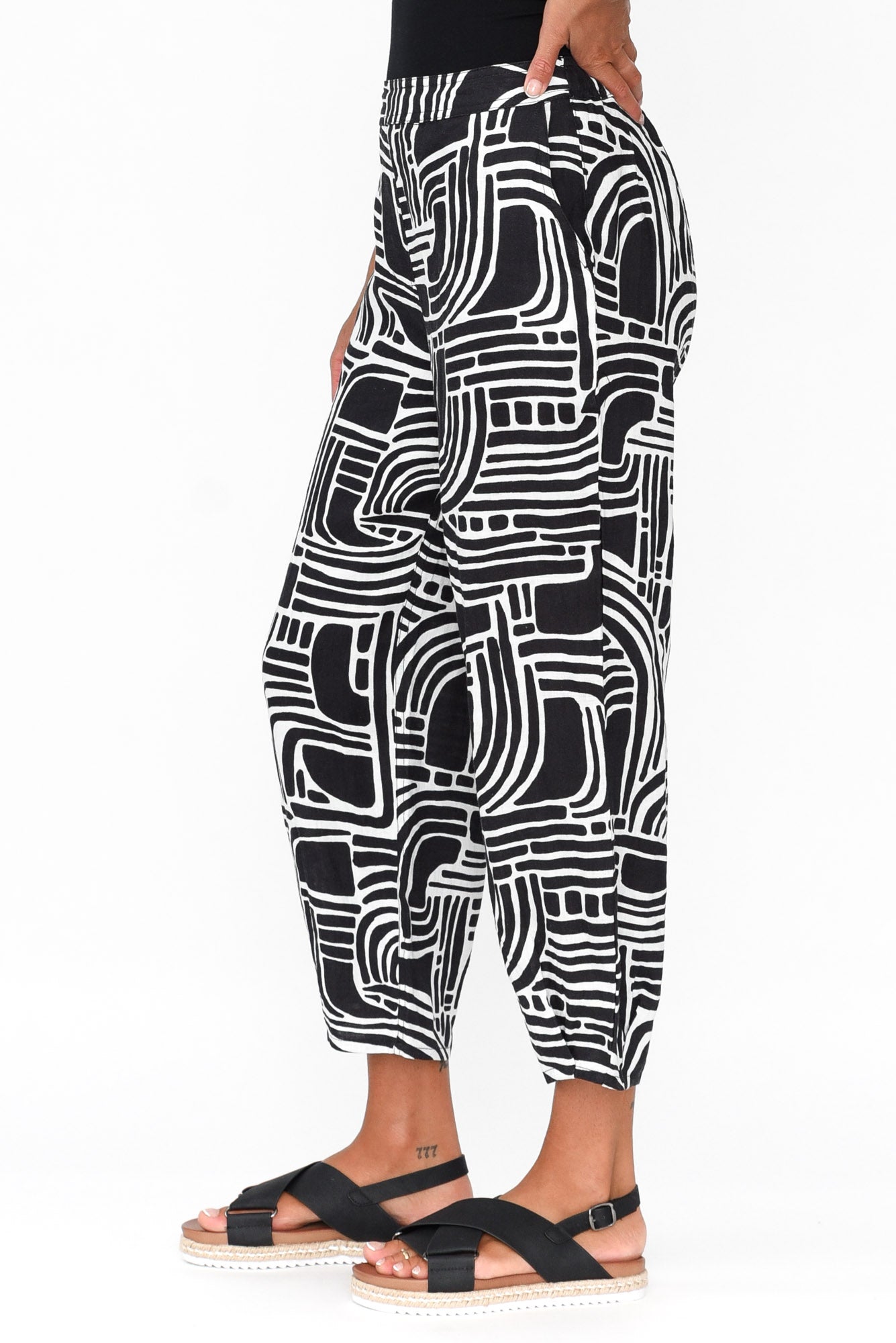 Callie Black Geo Linen Pant