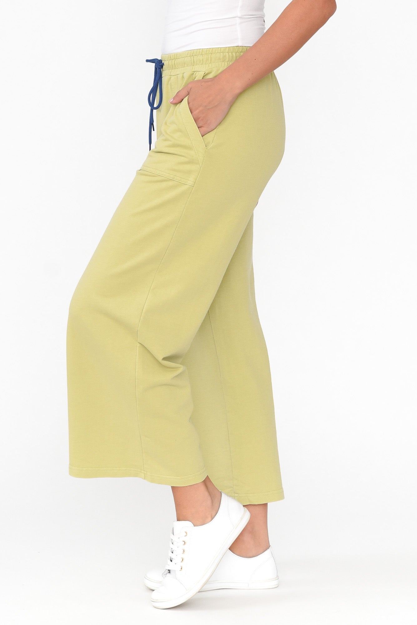 Mariam Green Relaxed Track Pant