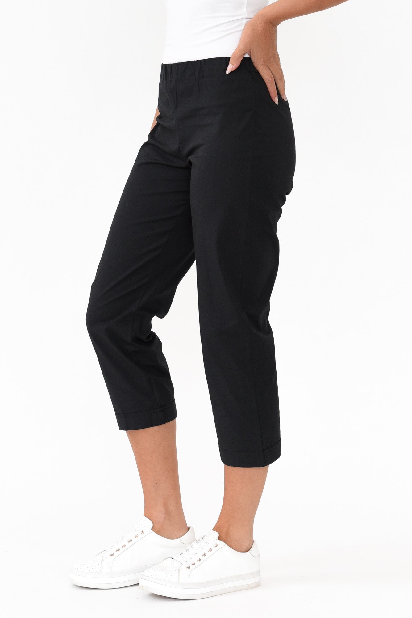 Zara Black Cotton Cropped Stretch Pant