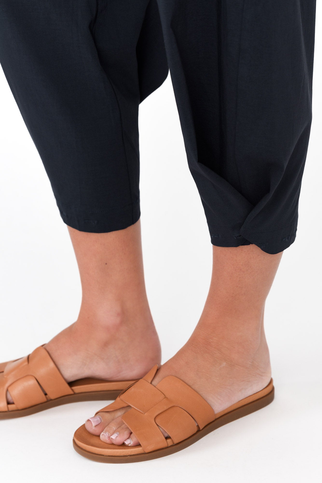 Carlton Navy Convertible Cropped Pant