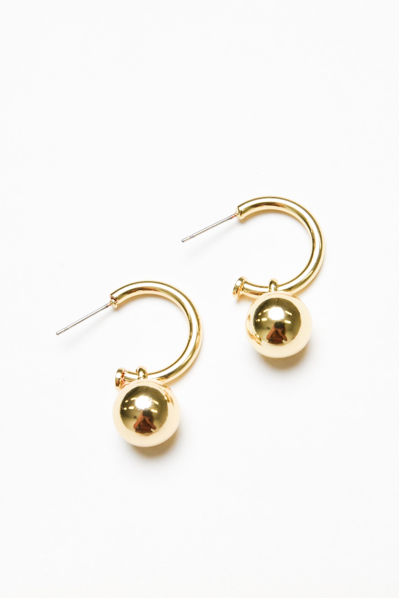 Maisel Gold Hoop Earring