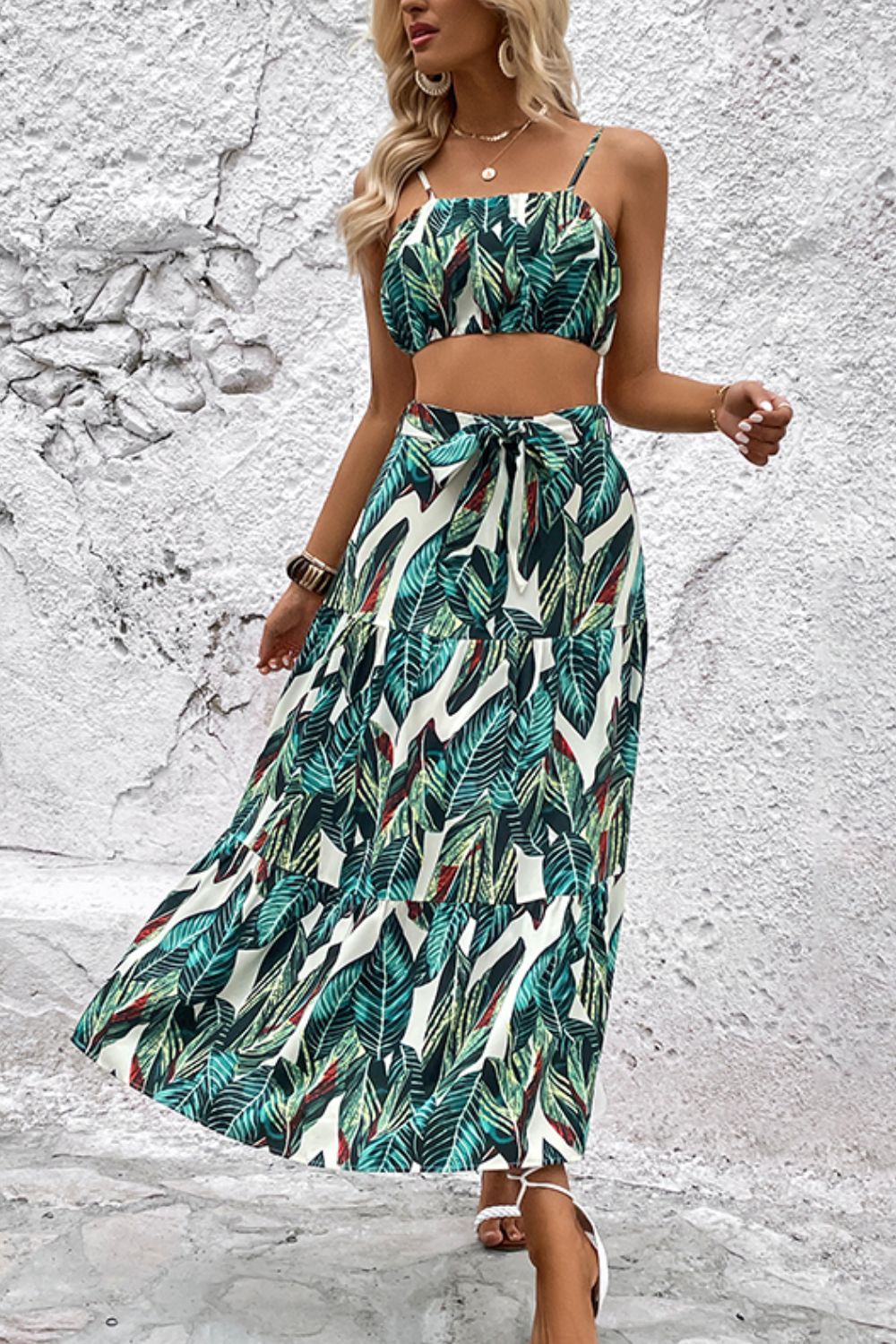 Women Botanical Print Cami and Tiered Skirt Set