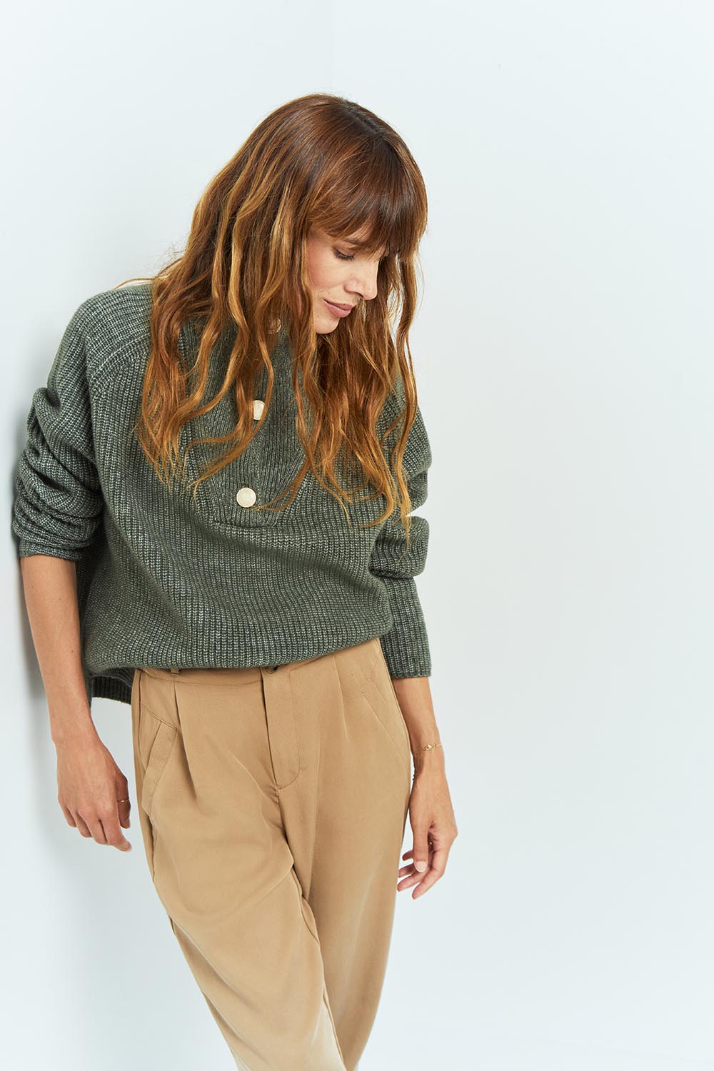 TRINITE - Pull kaki chiné tricot ctelé à col camionneur