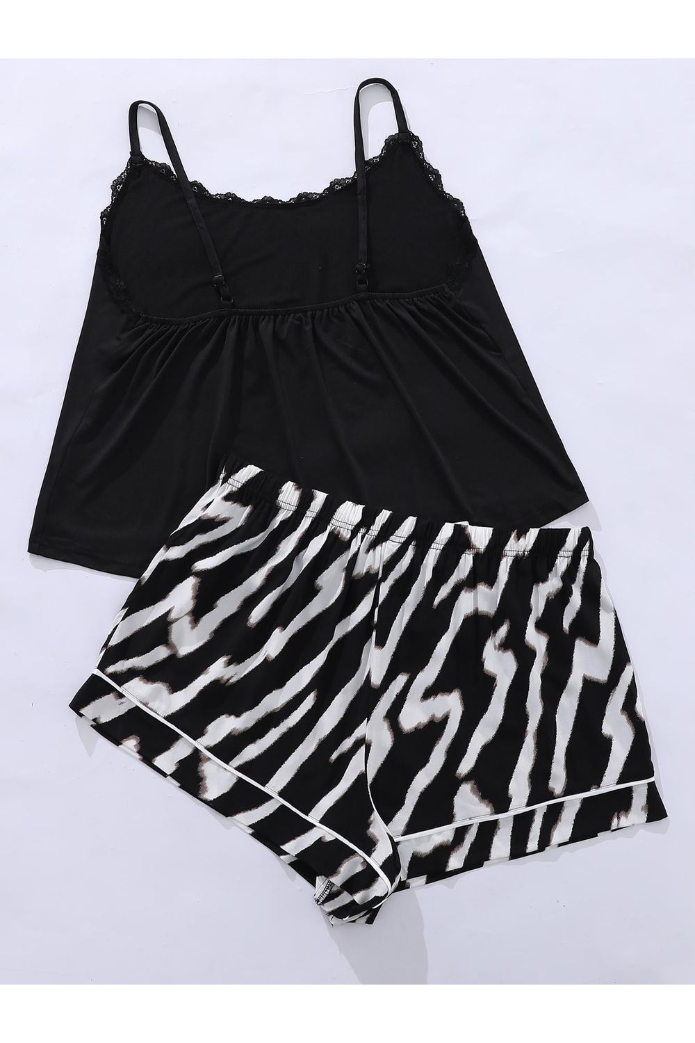 Plus Size Women Lace Trim Scoop Neck Cami and Printed Shorts Pajama Set