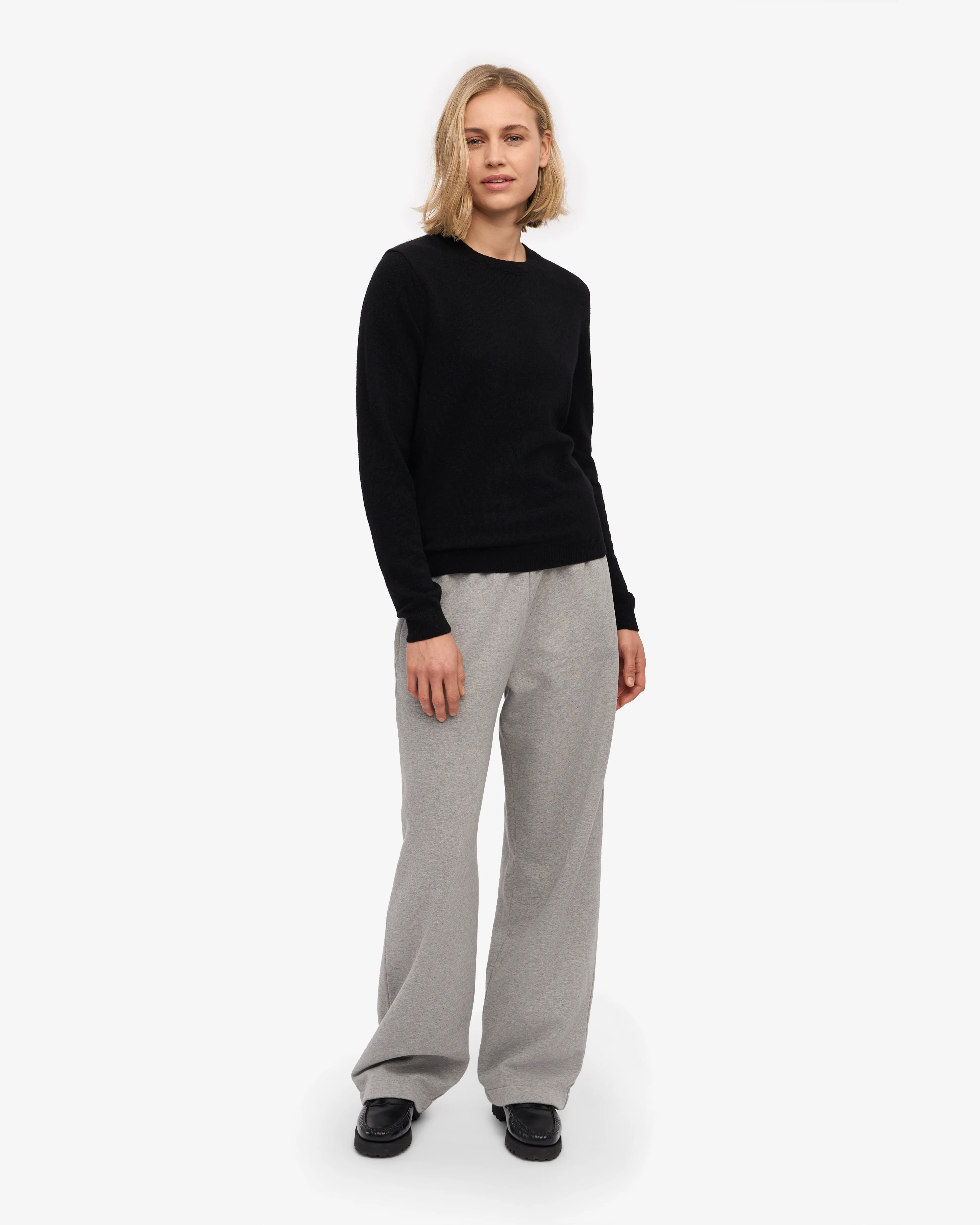 Women Light Merino Wool Crew - Deep Black