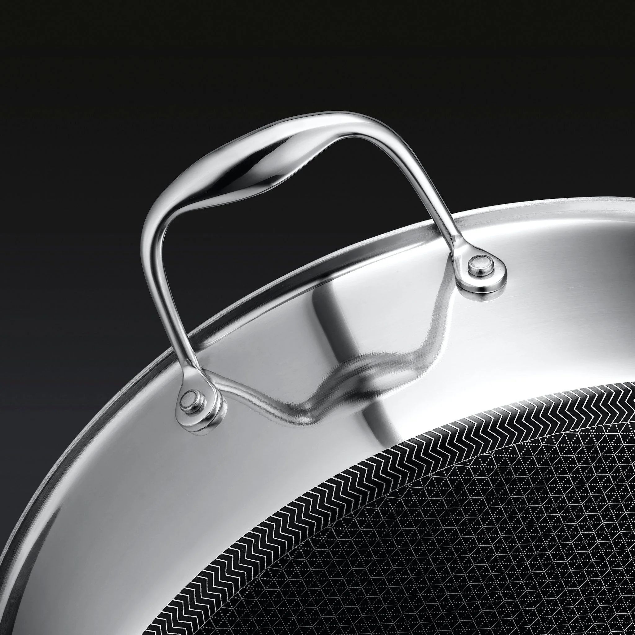 Hybrid Deep Sauté Pan/Chicken Fryer with Lid, 7-Qt