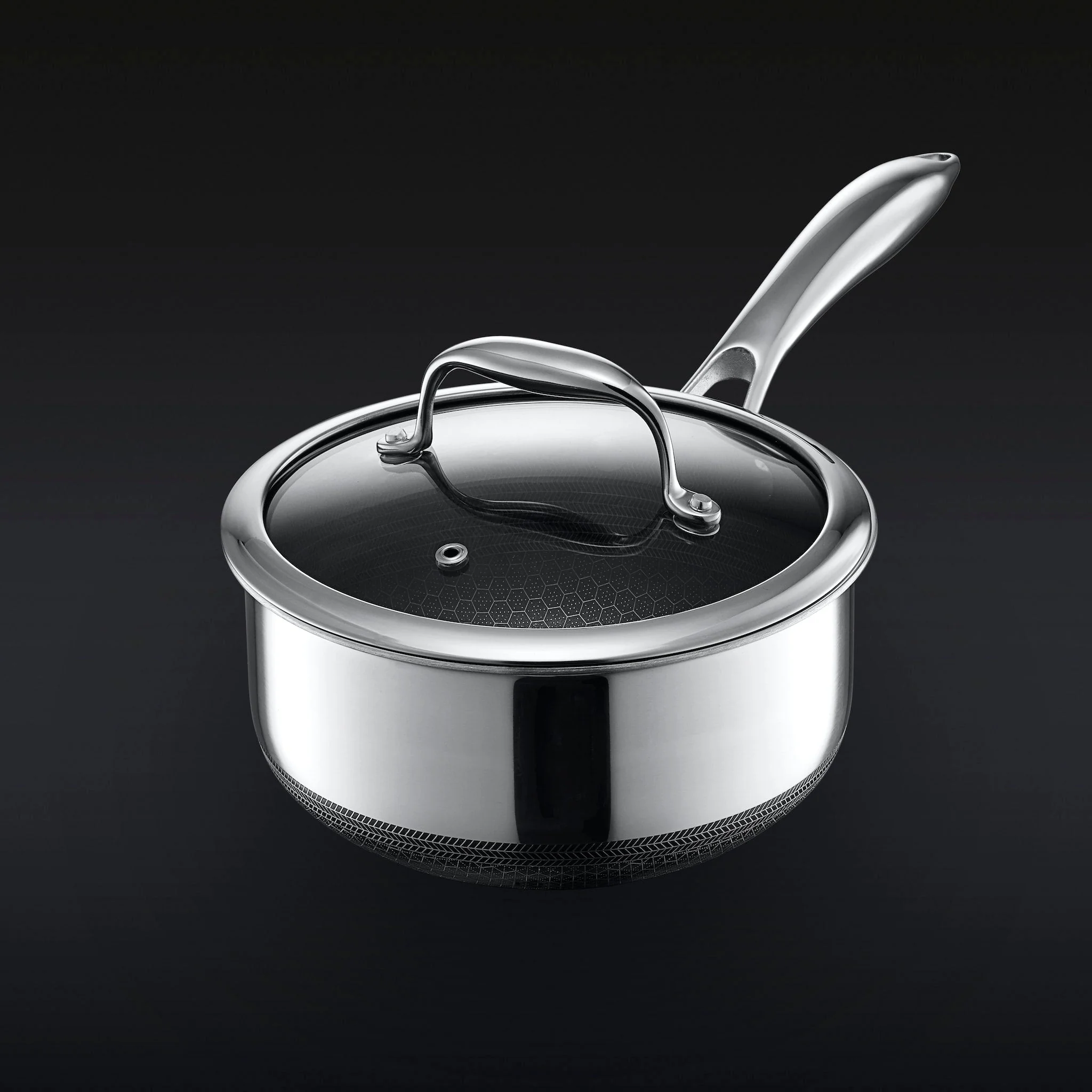 Hybrid Saucepan With Lid, 2-Qt