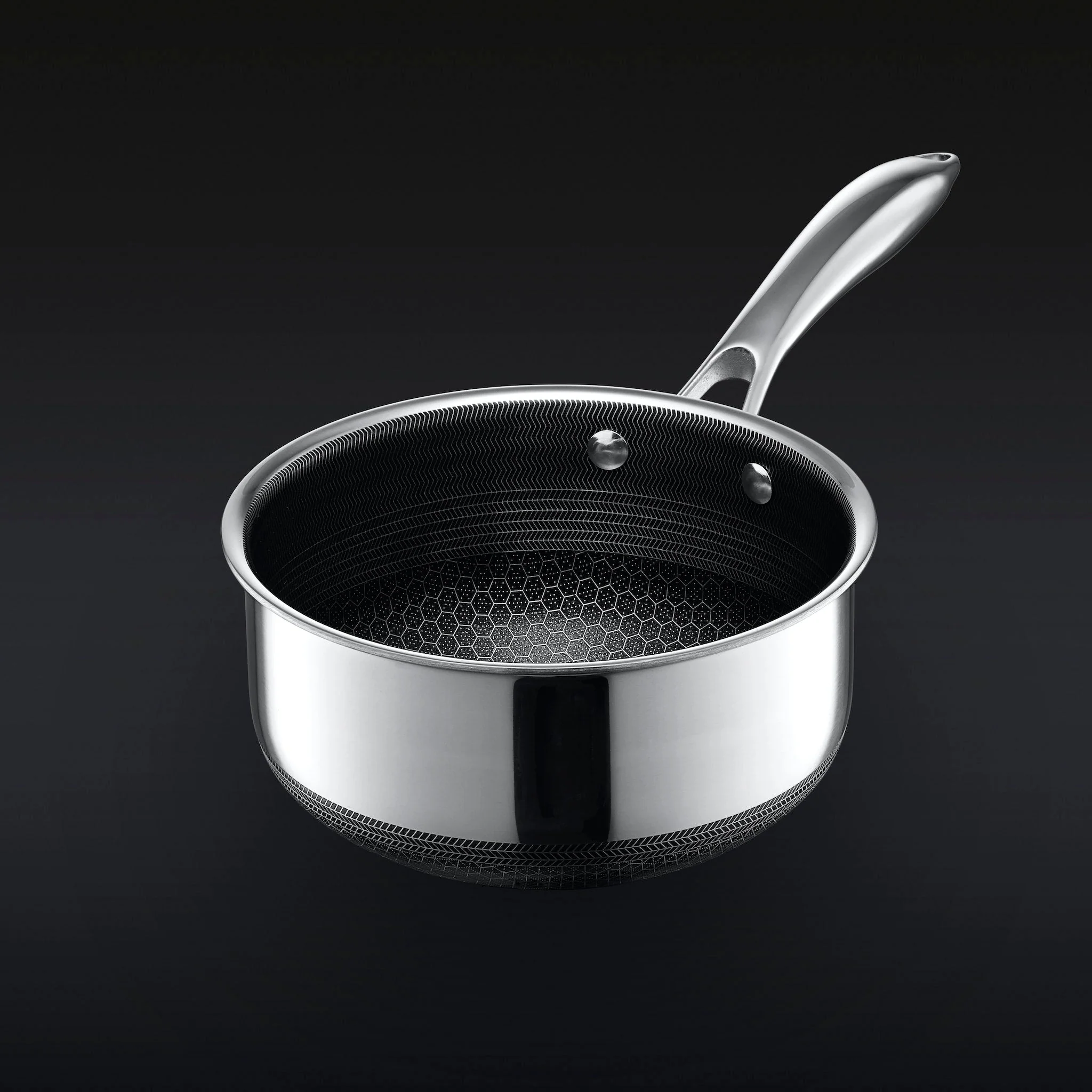 Hybrid Saucepan With Lid, 2-Qt