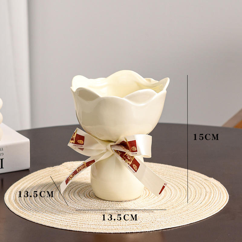 Romantic Ceramic Flower Vase – Elegant Home Decor for Living Room