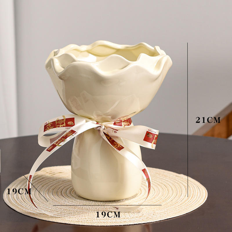 Romantic Ceramic Flower Vase – Elegant Home Decor for Living Room