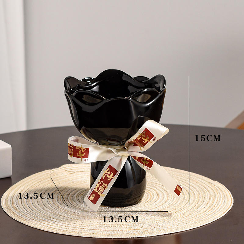 Romantic Ceramic Flower Vase – Elegant Home Decor for Living Room