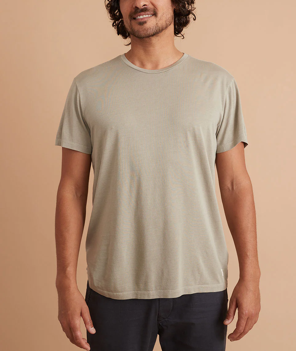 Signature Crew Tee in Chinchilla