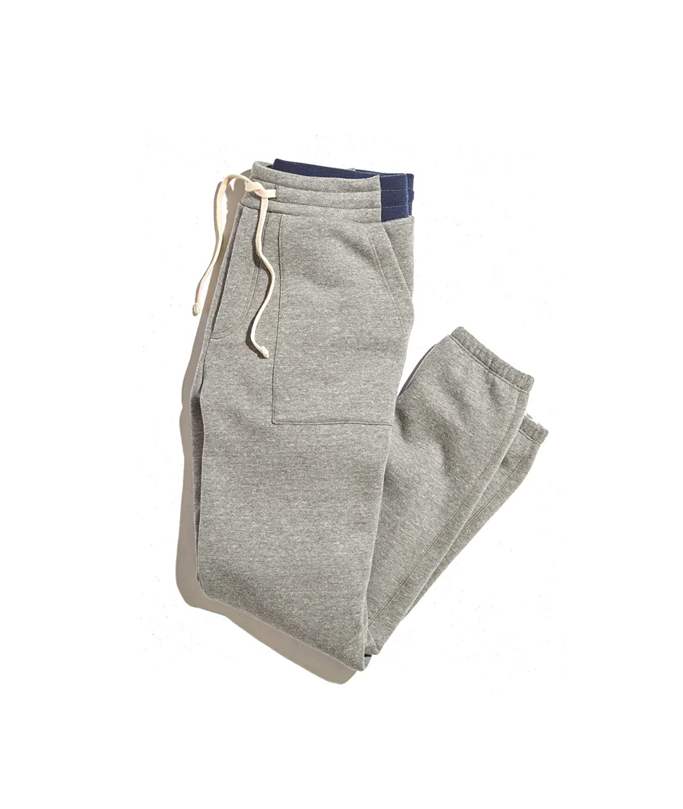 Sherpa Jogger in Medium Heather Grey