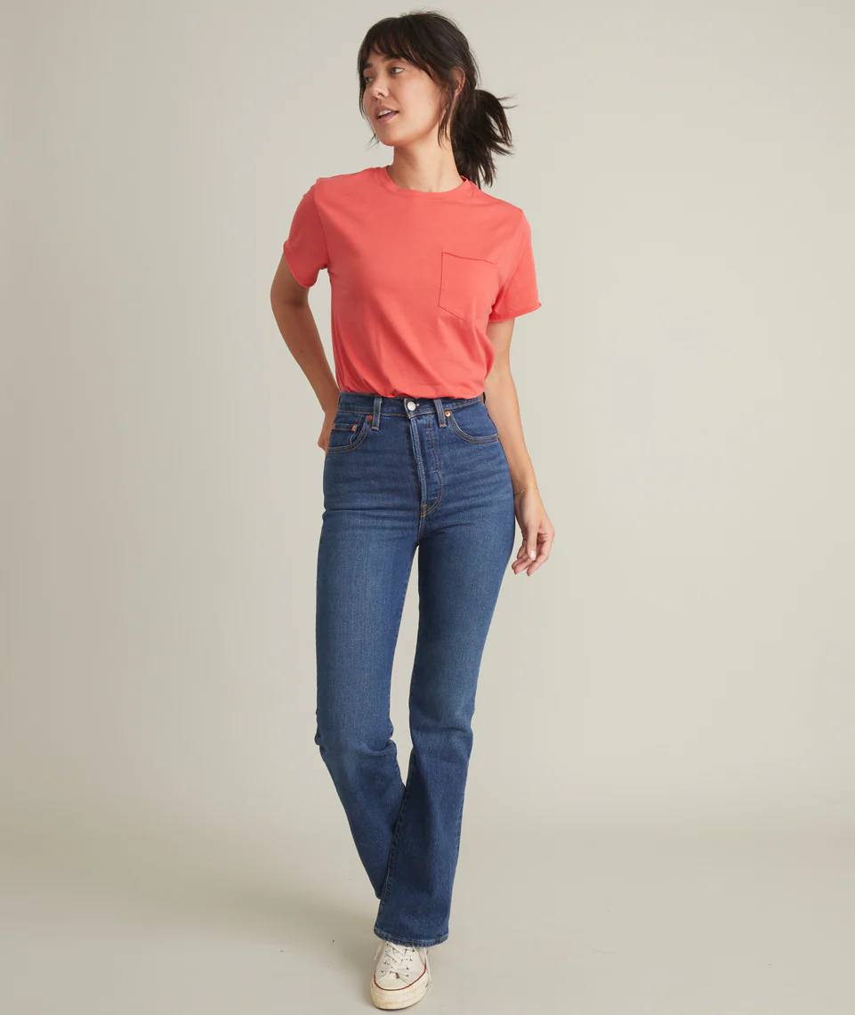 Boyfriend Crew Tee in Poinsettia