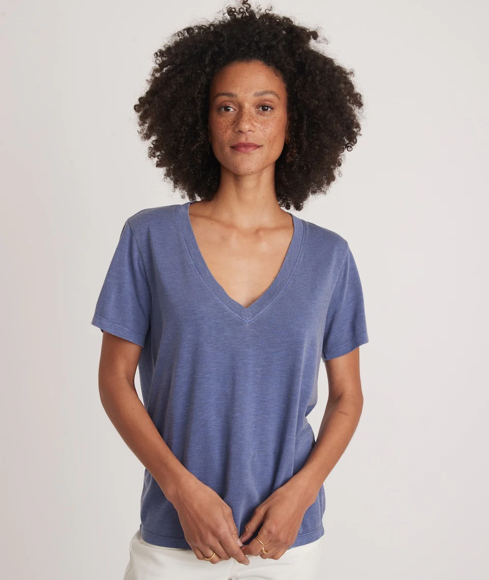 Boyfriend V-Neck Tee in Navy Blue