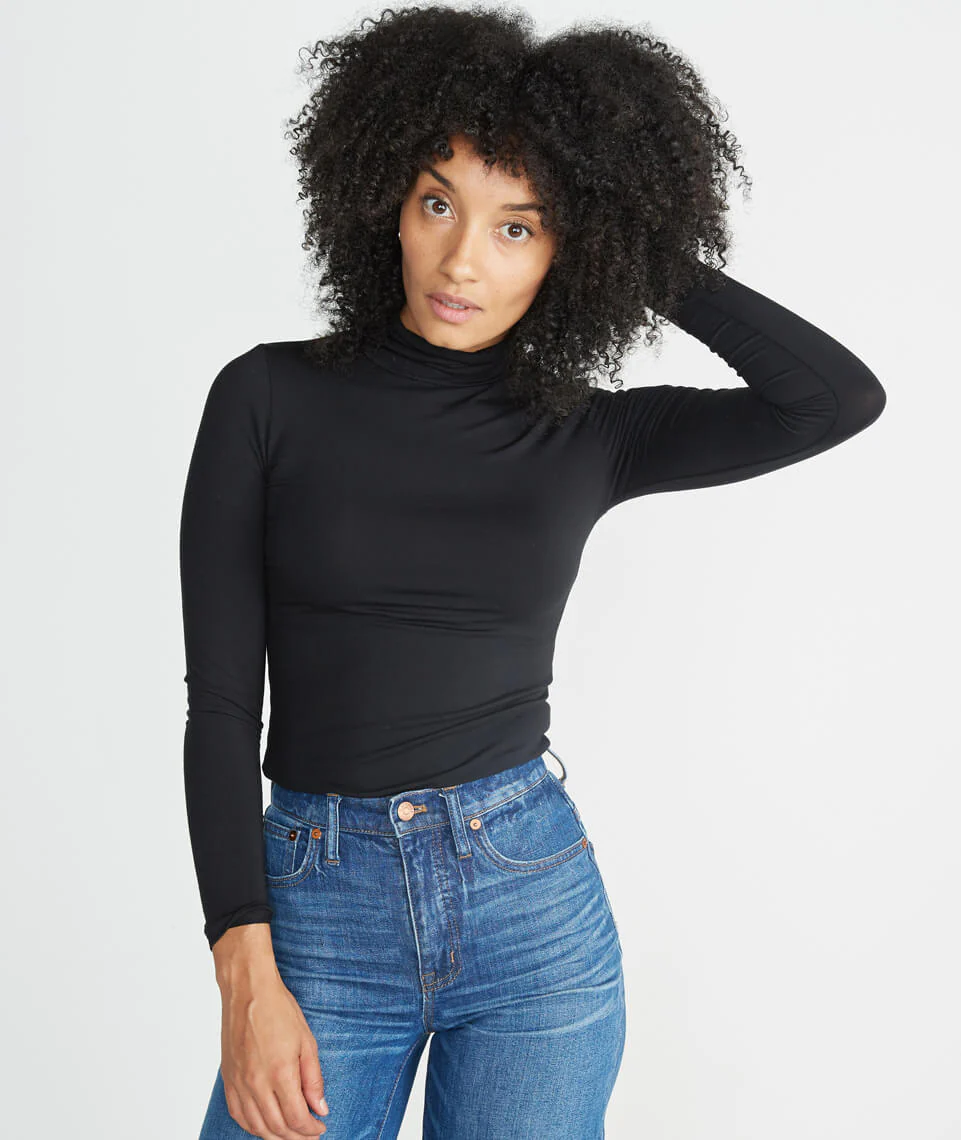 Magnolia Turtleneck in Black