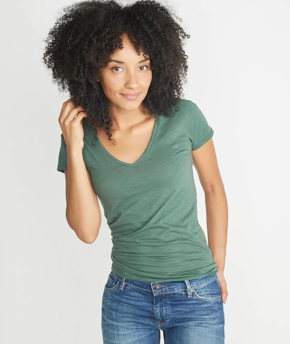 V-Neck in Forest Green