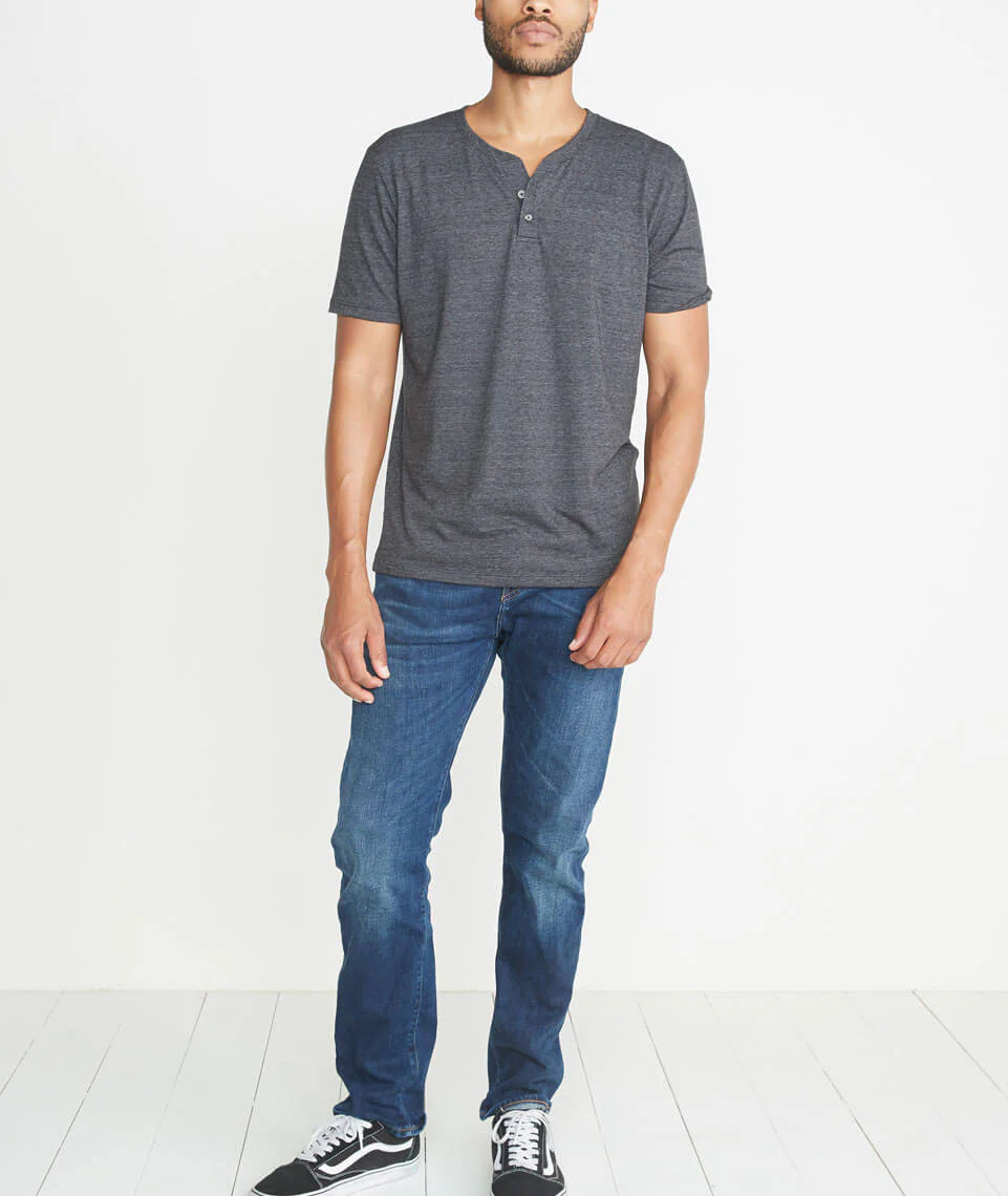 Shortsleeve Henley in Charcoal