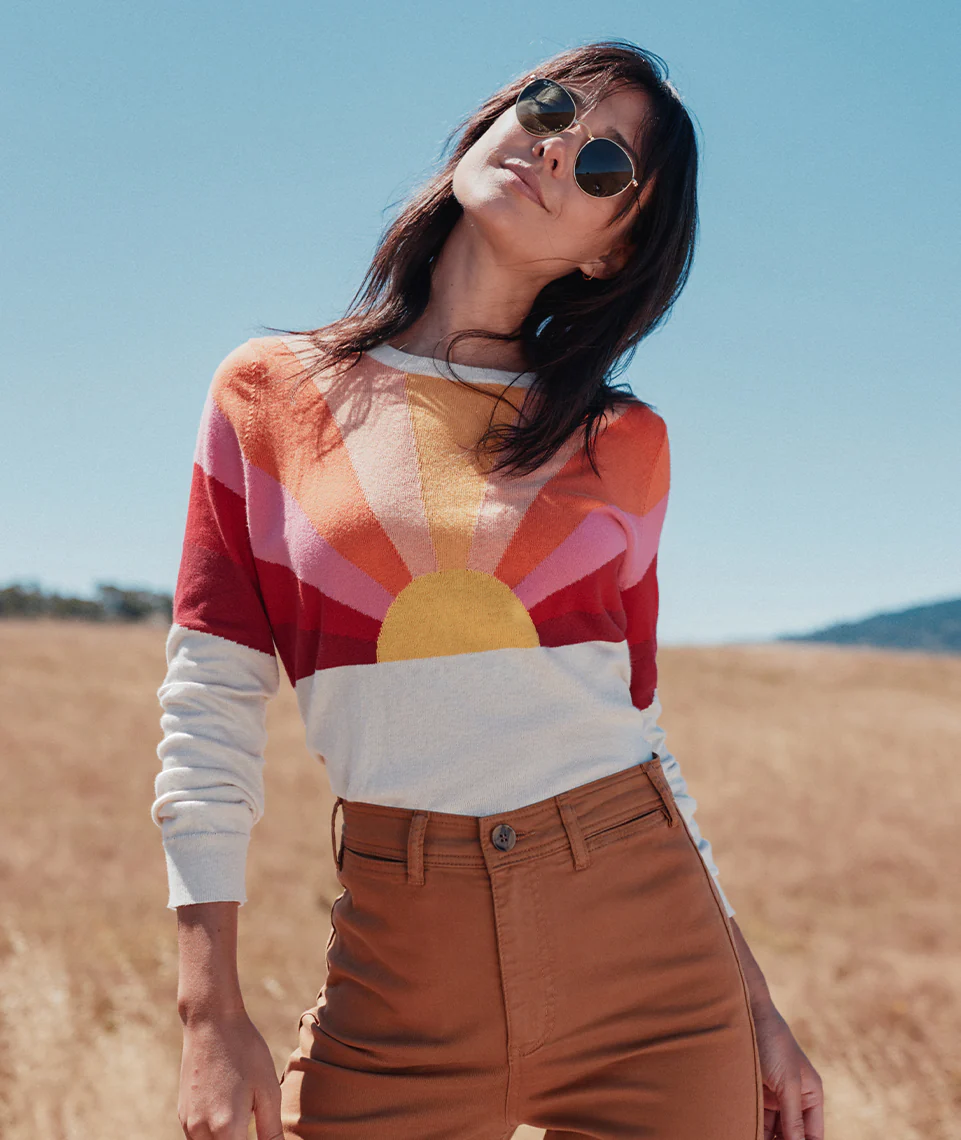 Sunset Icon Sweater in Oatmeal/Warm Sunset