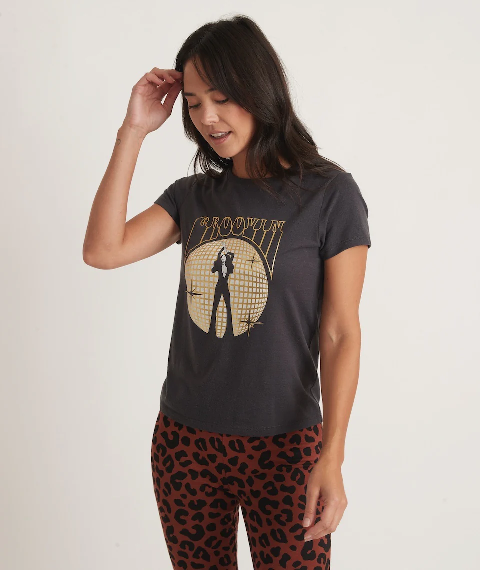 Respun Graphic Classic Crew in Faded Black