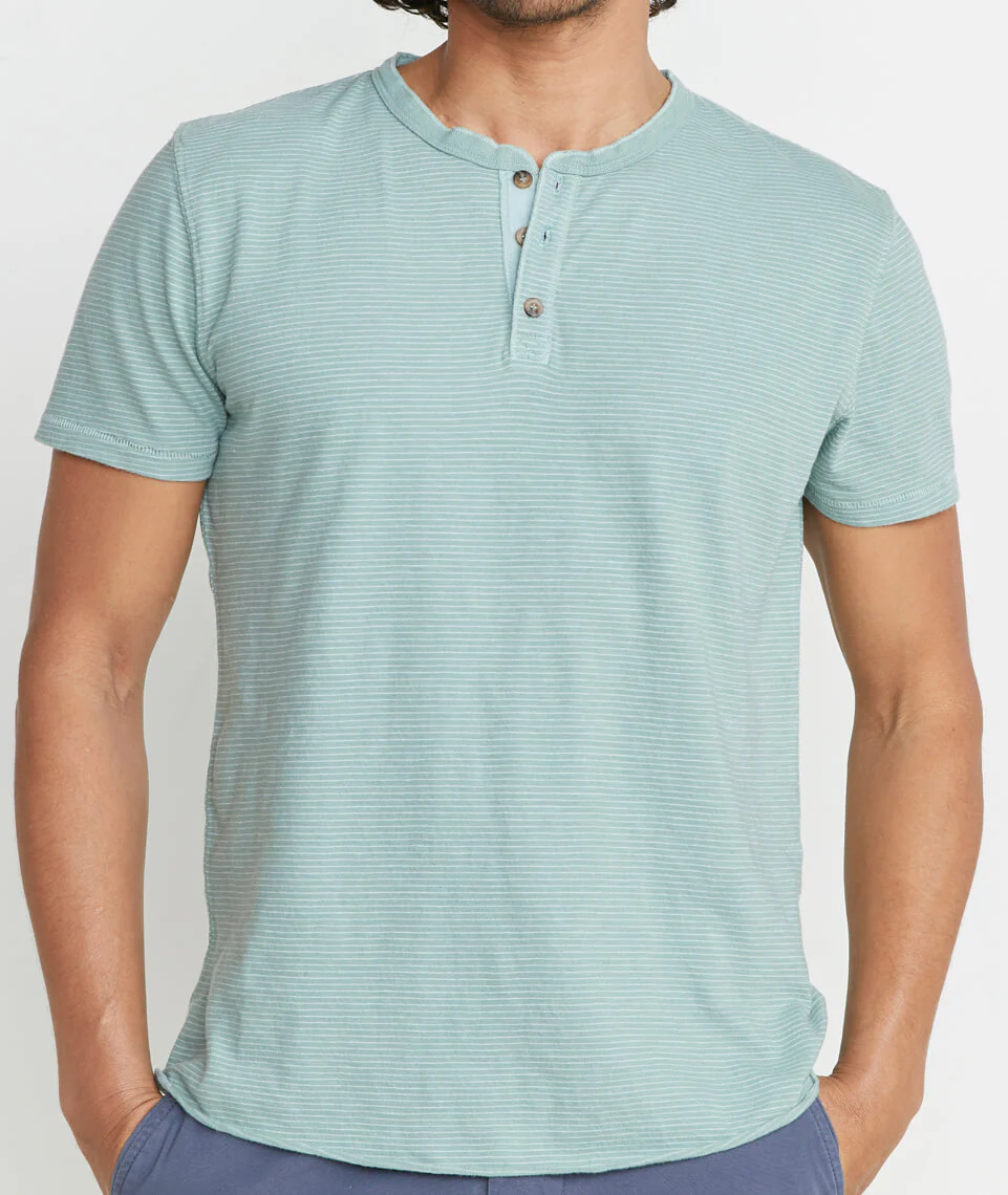 Shortsleeve Henley in Surf Green
