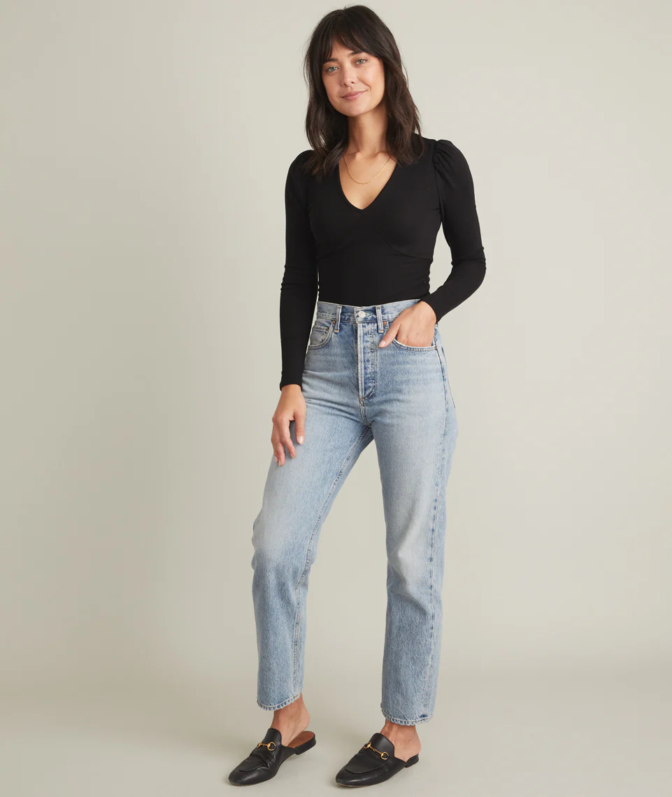 Lexi Rib V-Neck Top in Black