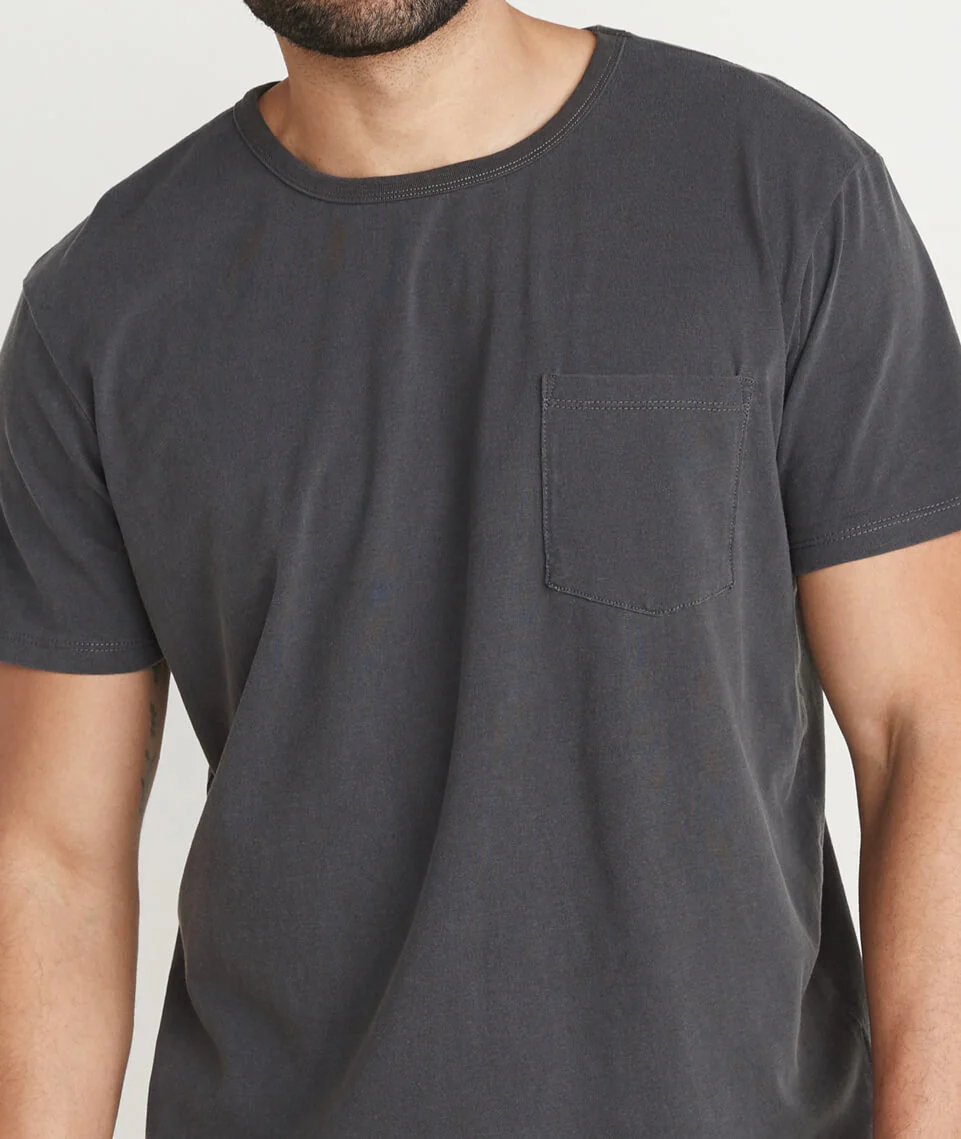 Saddle Pocket Tee in Faded Black