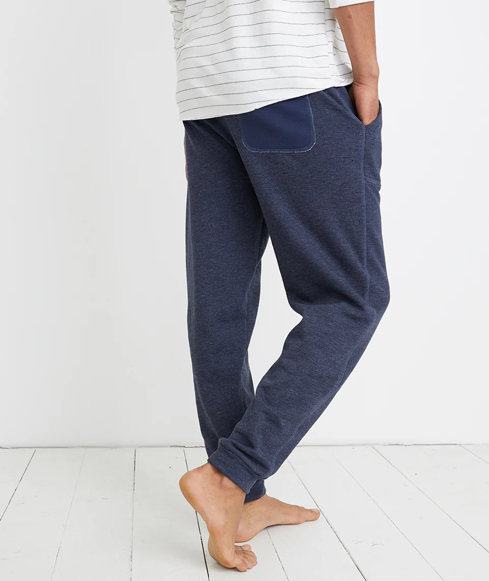 Sherpa Jogger in Black Iris