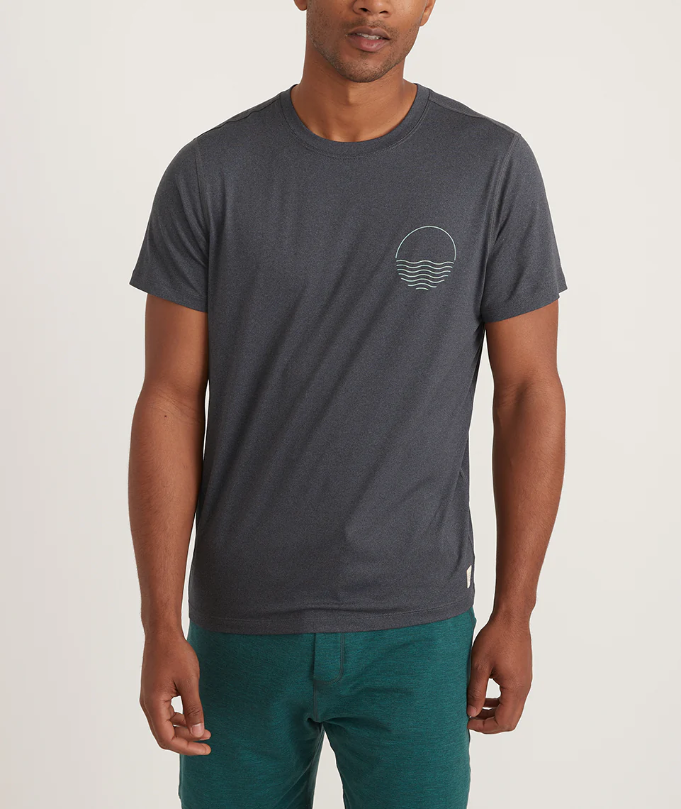 Sport Crew Graphic Tee in Dark Heather Grey