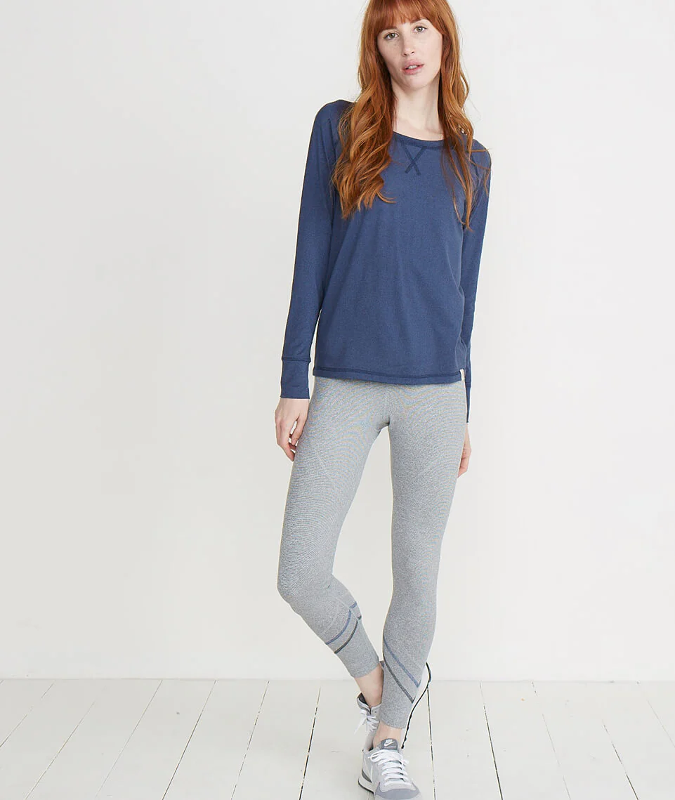 Serena Crewneck in Navy