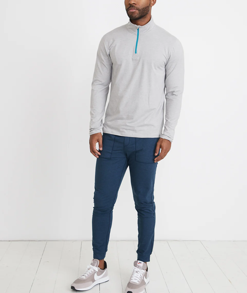 Huntley Quarter Zip in Light Heather Grey